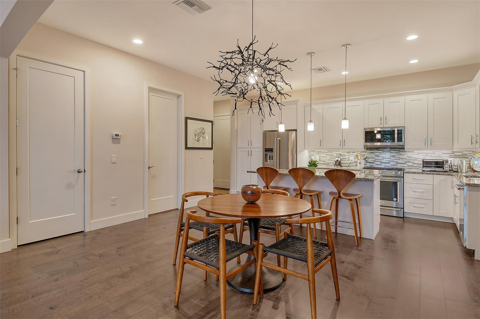1273 BOULEVARD OF THE ARTS, SARASOTA, FL, 34236
