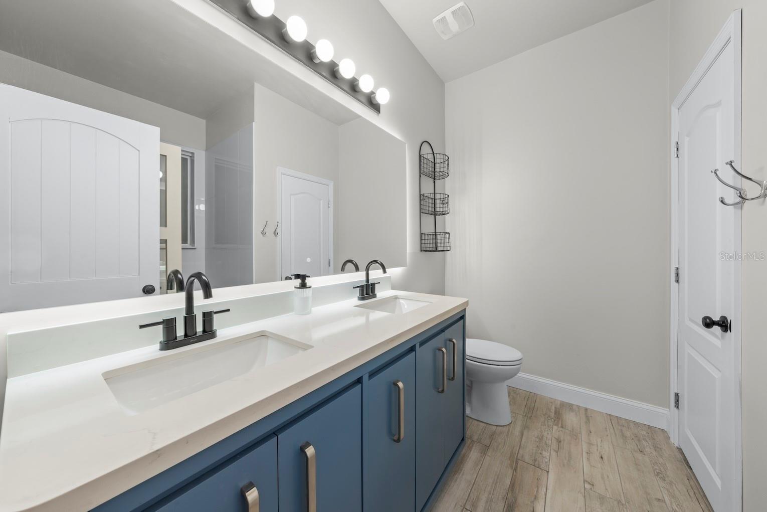 17654 VELLUM CIR, PUNTA GORDA, FL, 33955