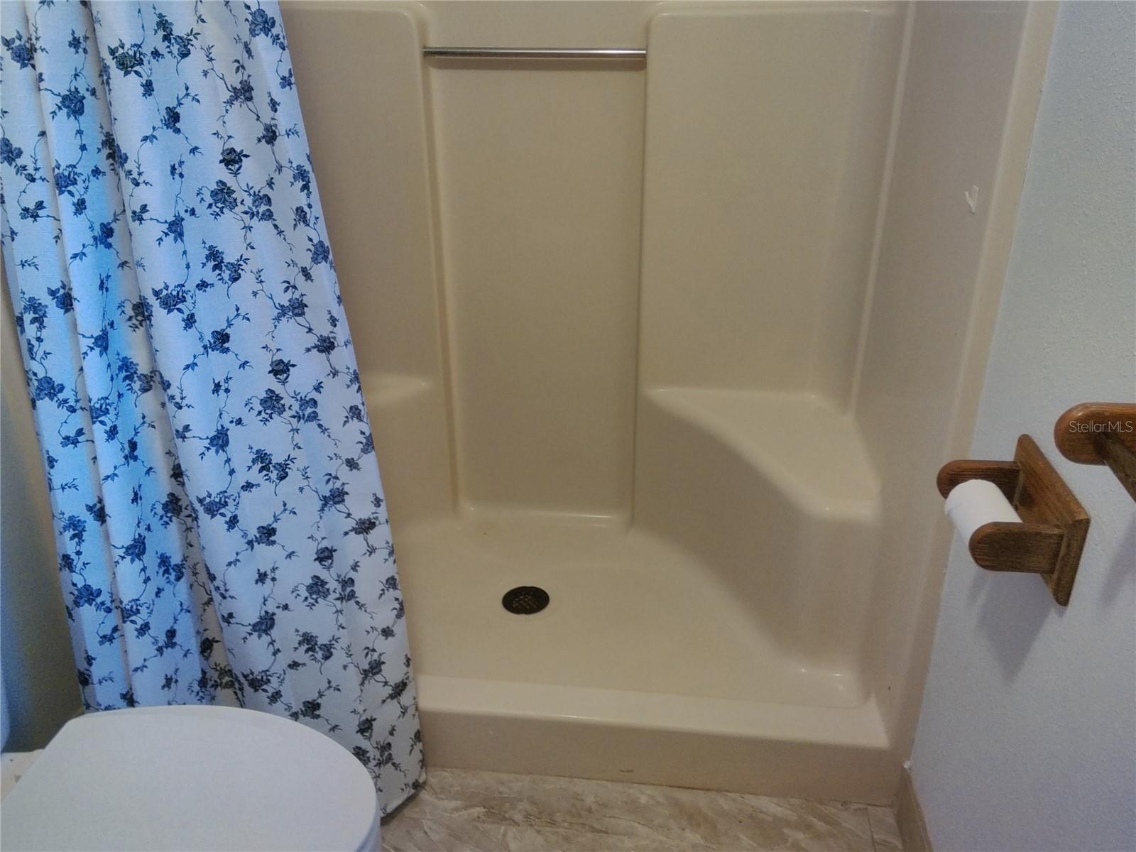 632 W CENTRAL AVE, ORANGE CITY, FL, 32763