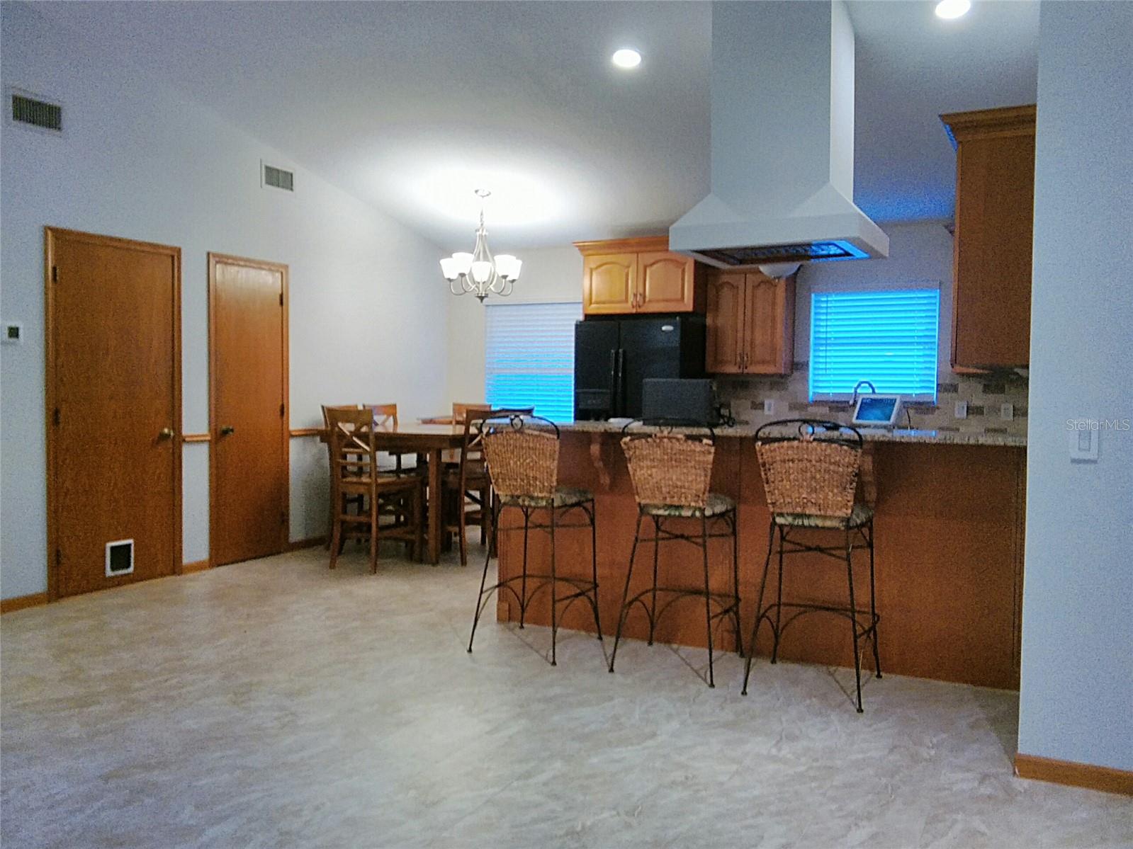 632 W CENTRAL AVE, ORANGE CITY, FL, 32763