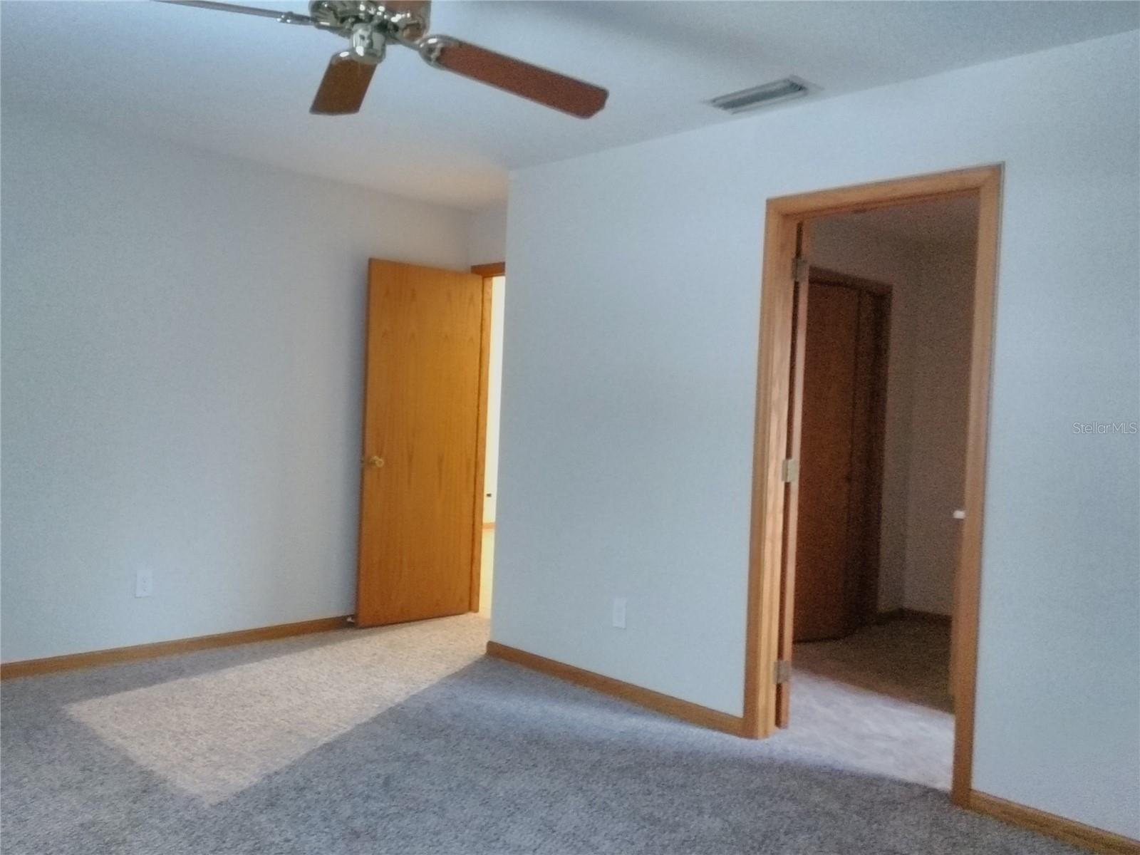 632 W CENTRAL AVE, ORANGE CITY, FL, 32763