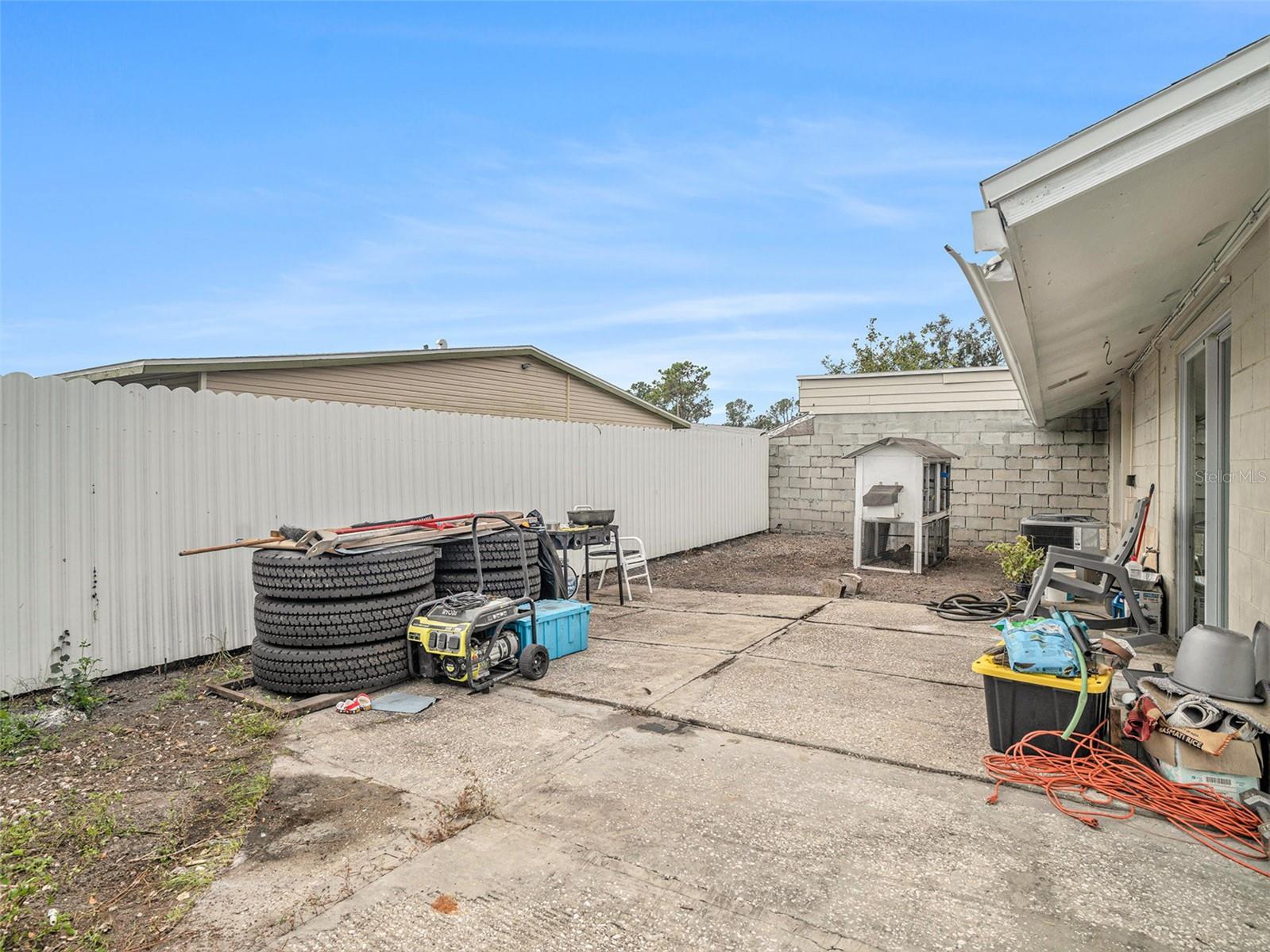 8518 BRIAR GROVE CIR, TAMPA, FL, 33615
