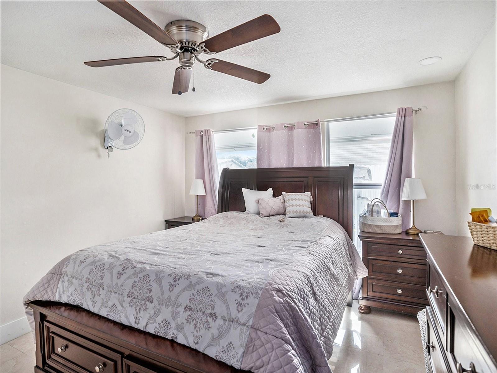 8518 BRIAR GROVE CIR, TAMPA, FL, 33615