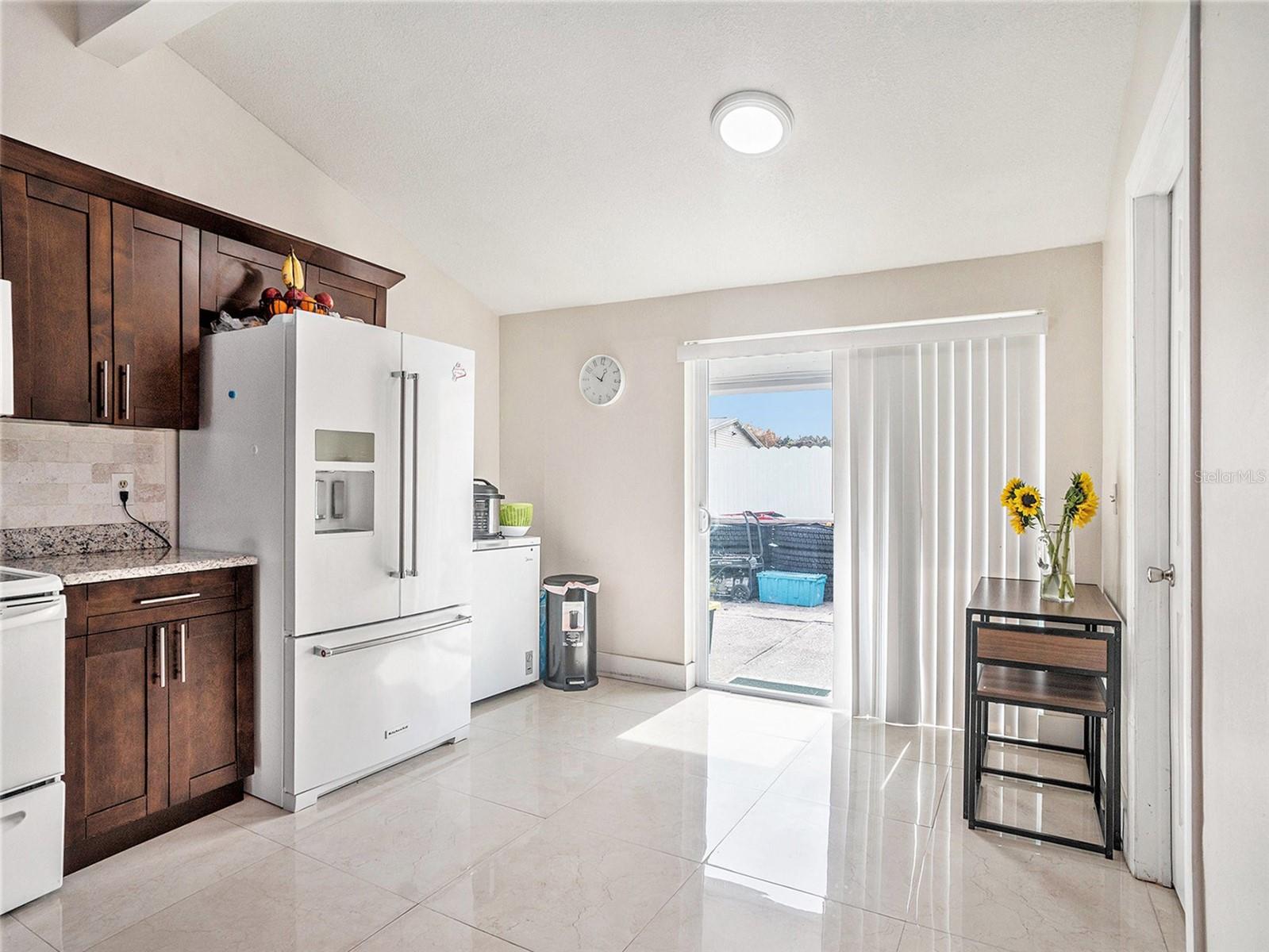 8518 BRIAR GROVE CIR, TAMPA, FL, 33615