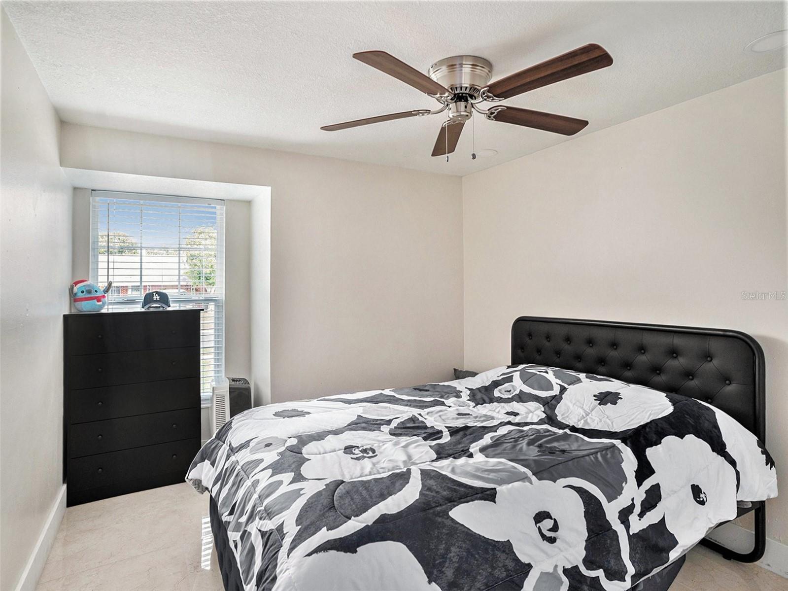 8518 BRIAR GROVE CIR, TAMPA, FL, 33615