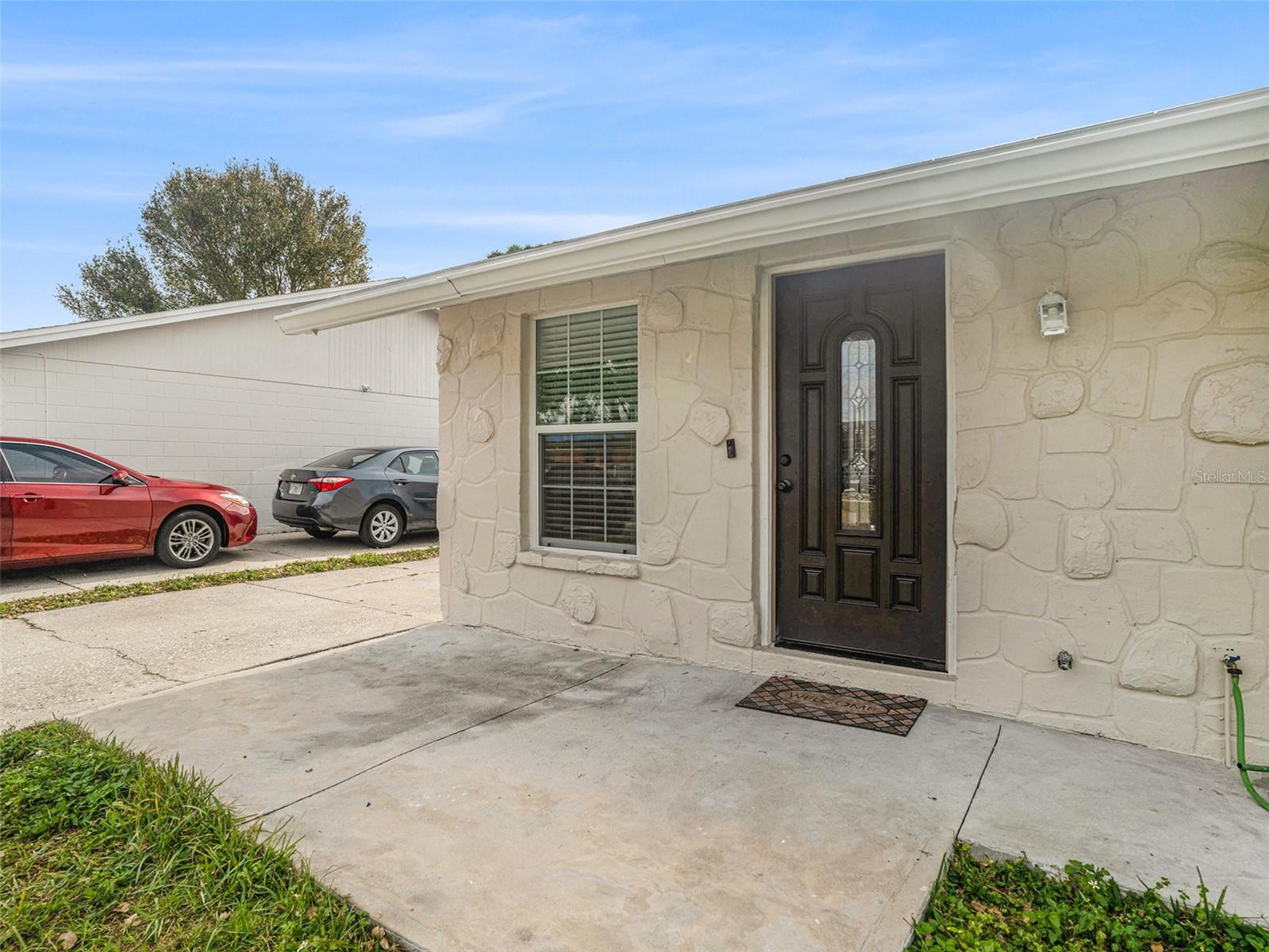 8518 BRIAR GROVE CIR, TAMPA, FL, 33615