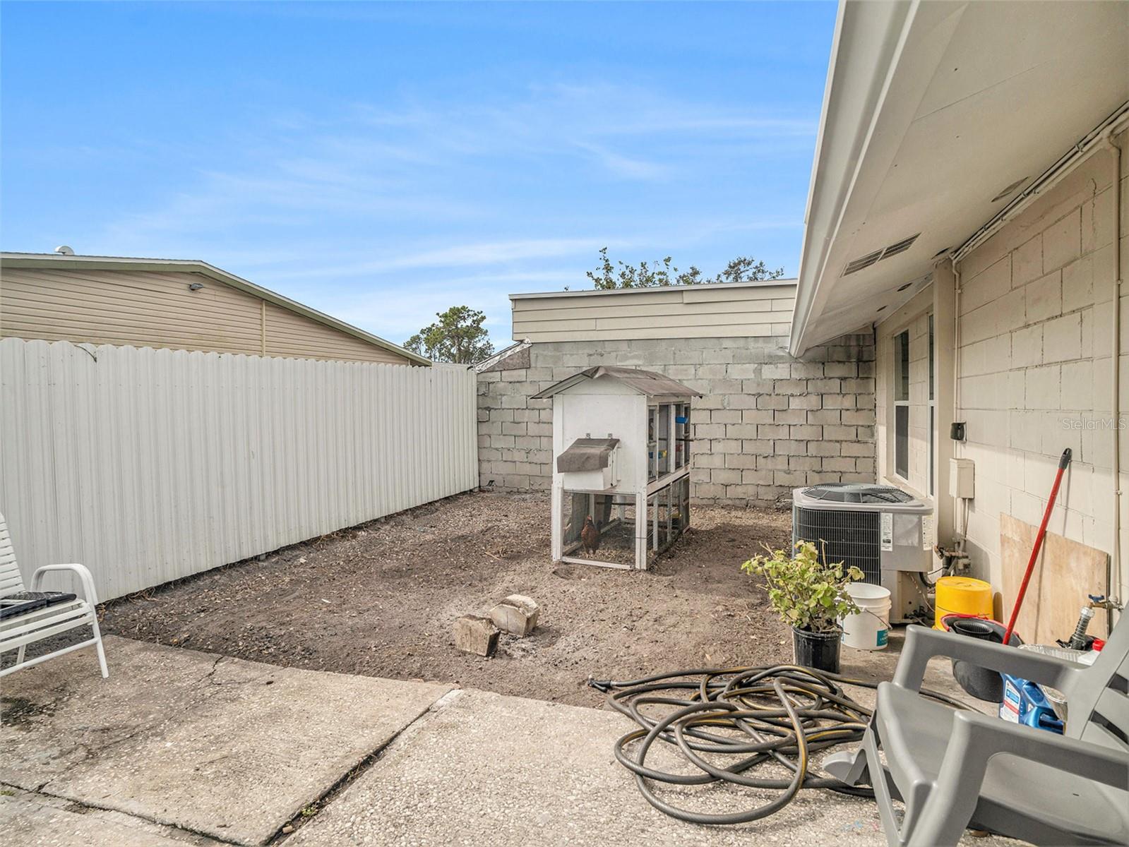 8518 BRIAR GROVE CIR, TAMPA, FL, 33615