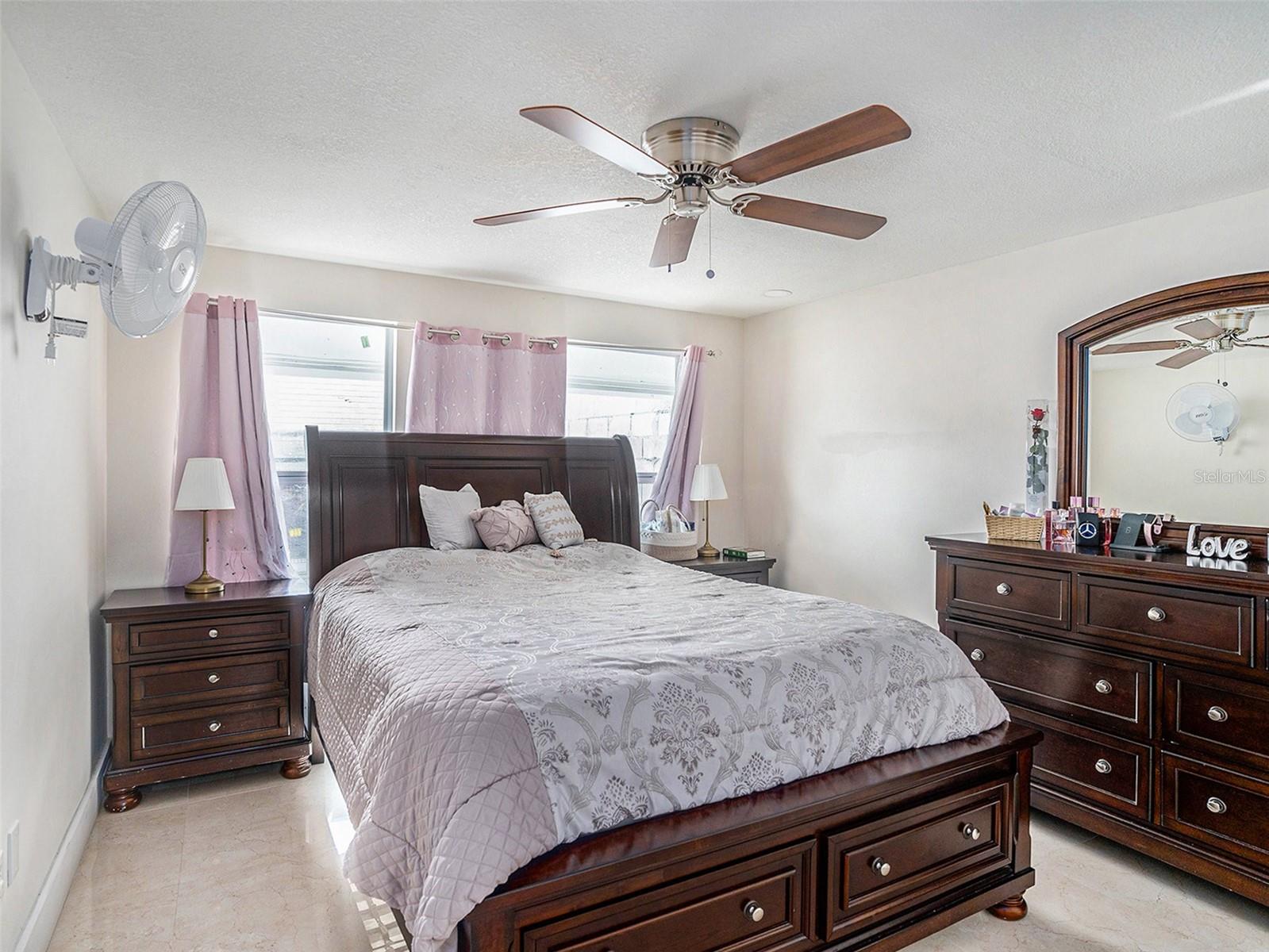 8518 BRIAR GROVE CIR, TAMPA, FL, 33615