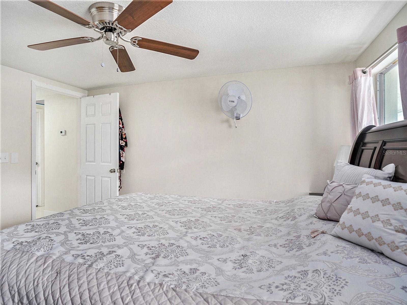 8518 BRIAR GROVE CIR, TAMPA, FL, 33615