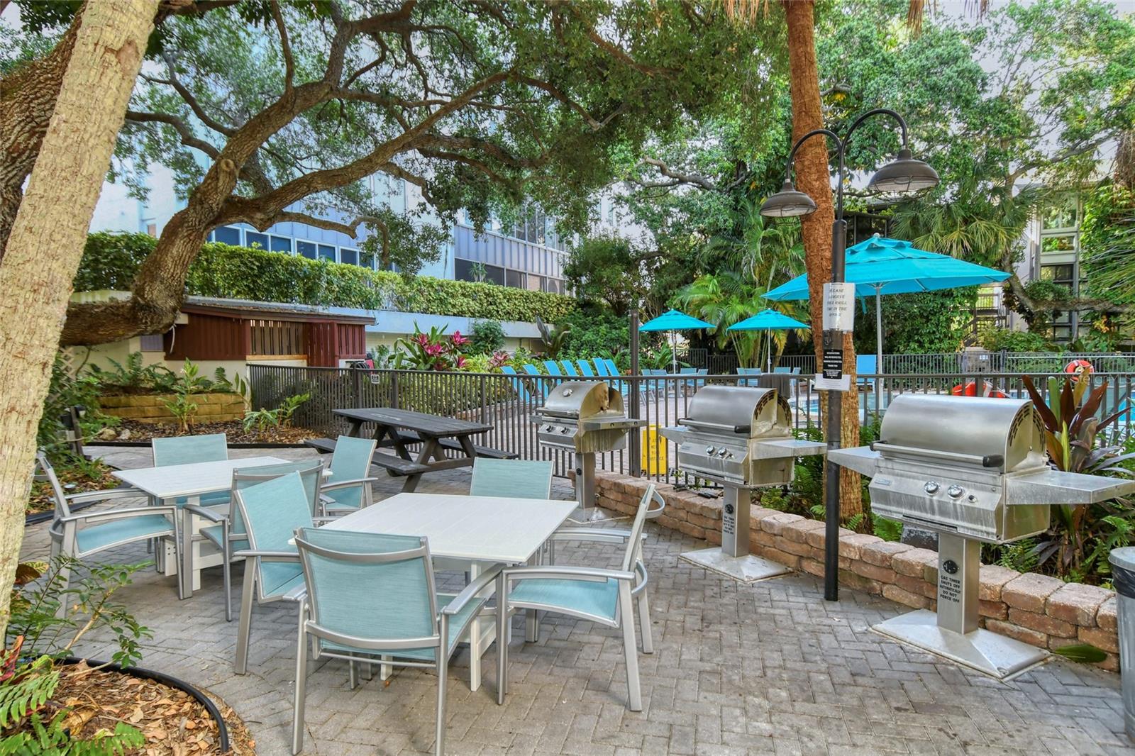 1255 E PEPPERTREE DR #402, SARASOTA, FL, 34242