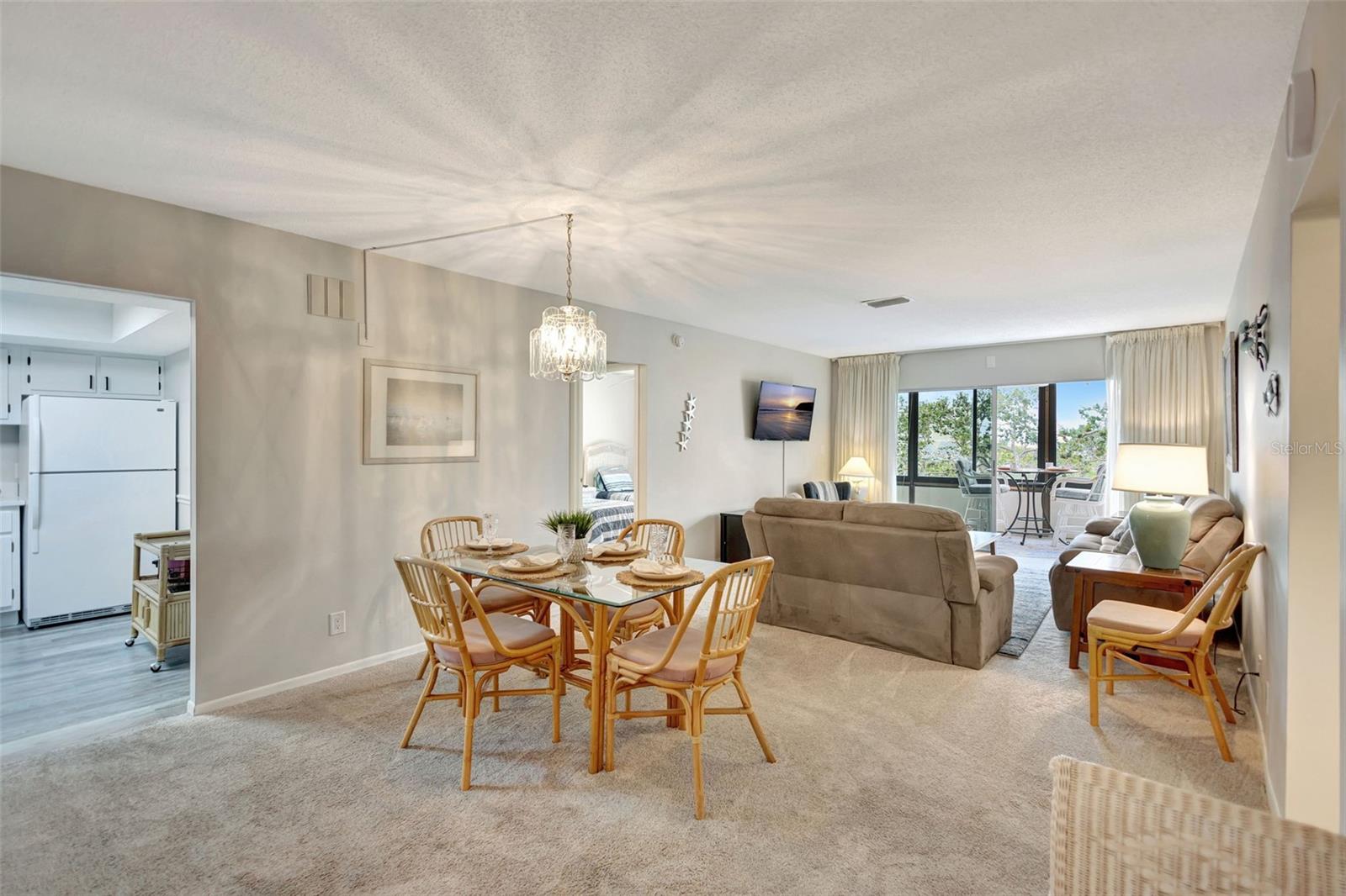 1255 E PEPPERTREE DR #402, SARASOTA, FL, 34242
