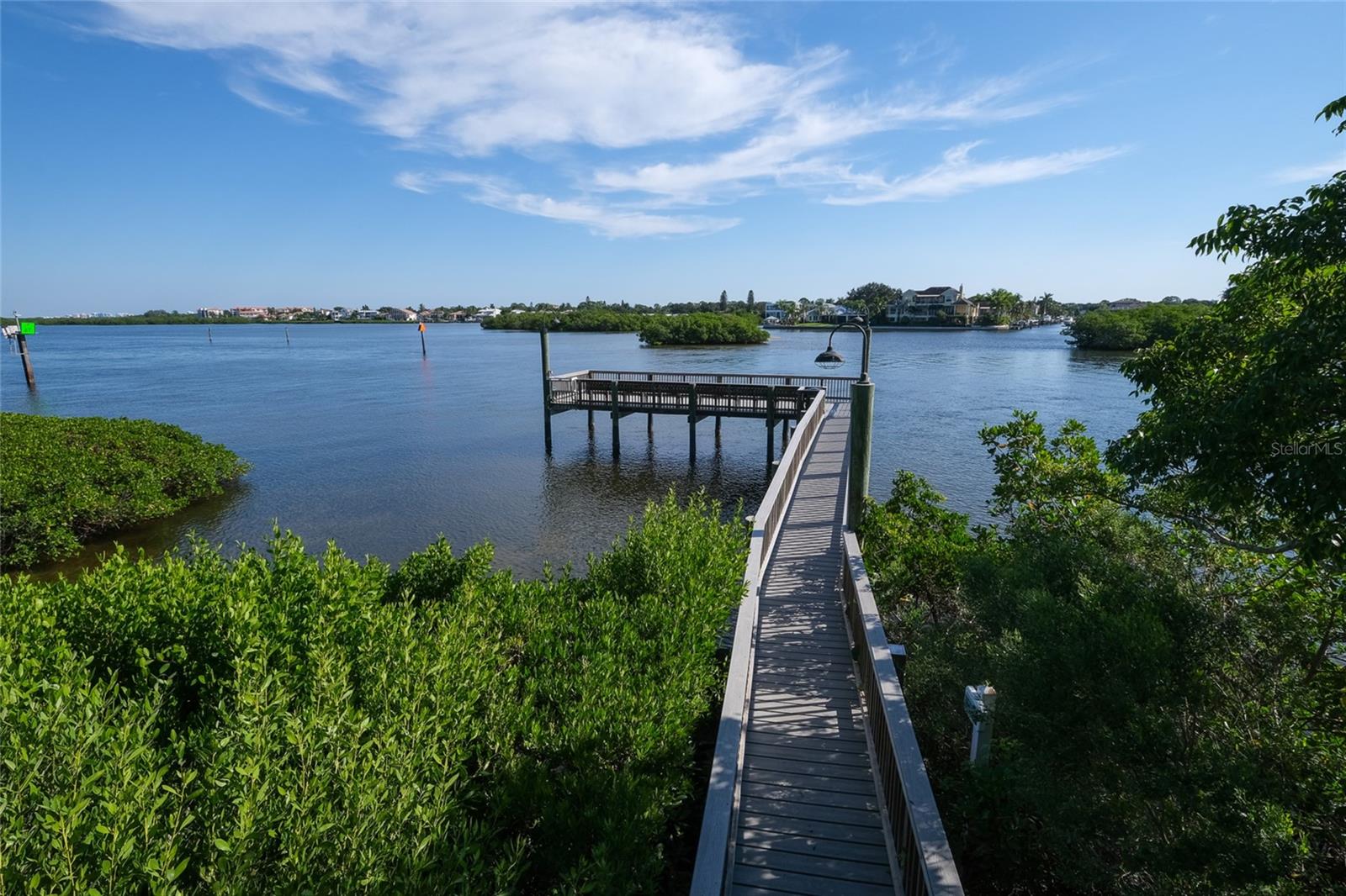 1255 E PEPPERTREE DR #402, SARASOTA, FL, 34242