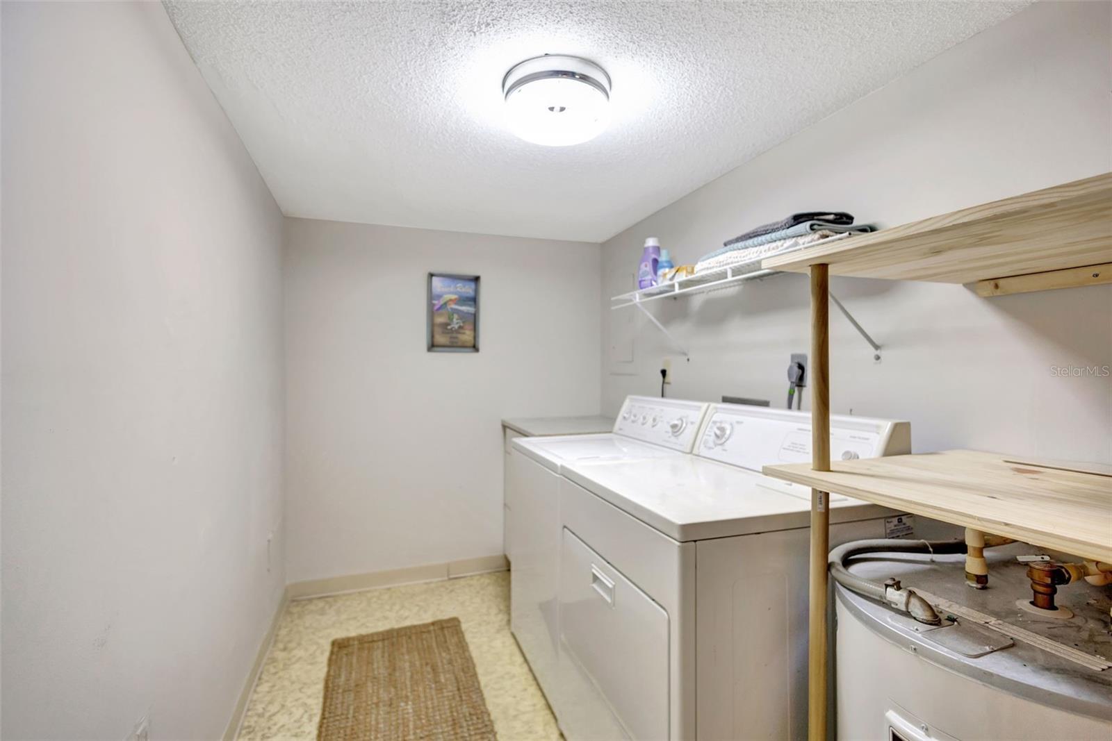 1255 E PEPPERTREE DR #402, SARASOTA, FL, 34242