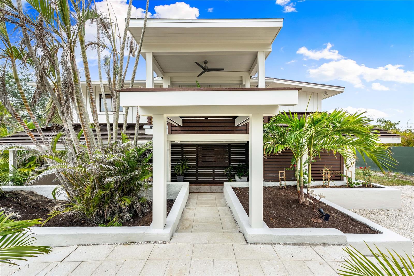 541 EDLEE LN, LONGBOAT KEY, FL, 34228