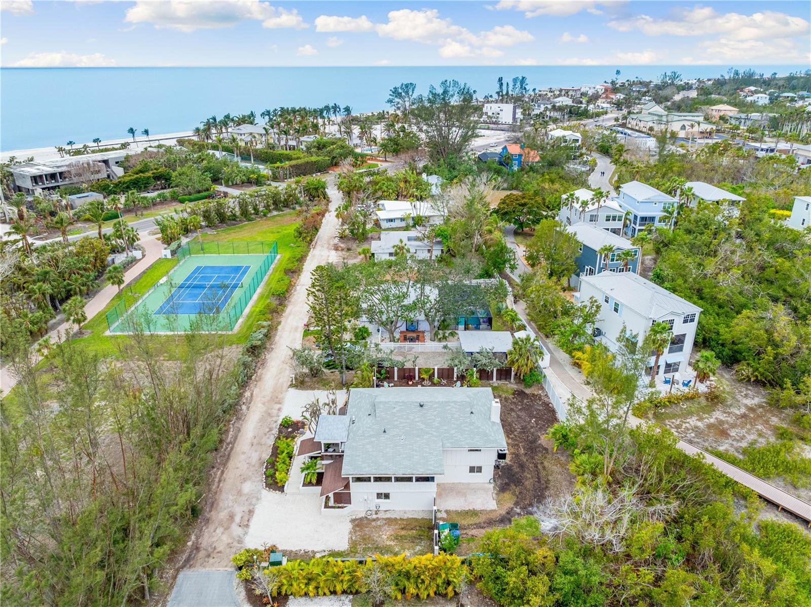 541 EDLEE LN, LONGBOAT KEY, FL, 34228