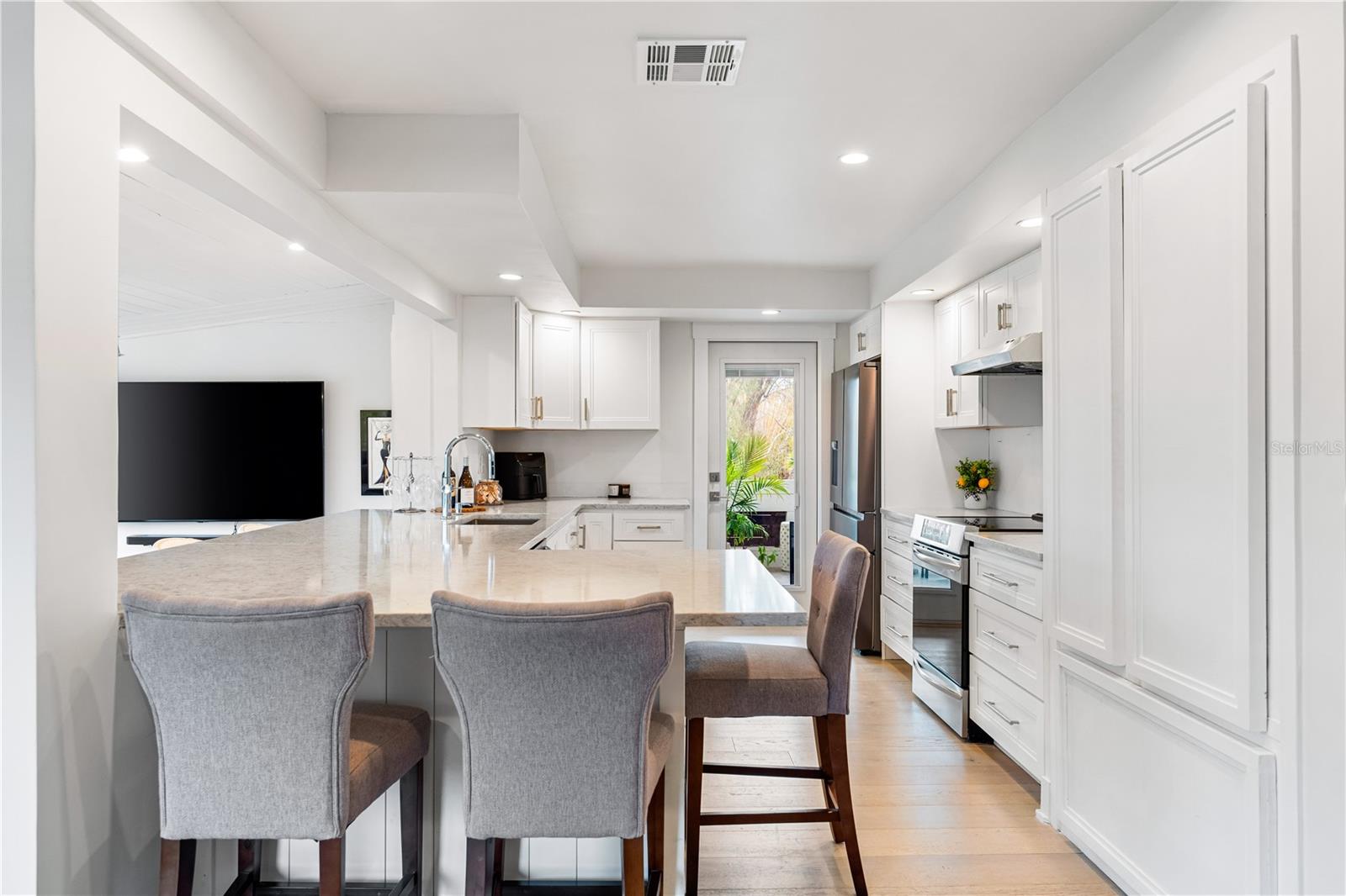 541 EDLEE LN, LONGBOAT KEY, FL, 34228
