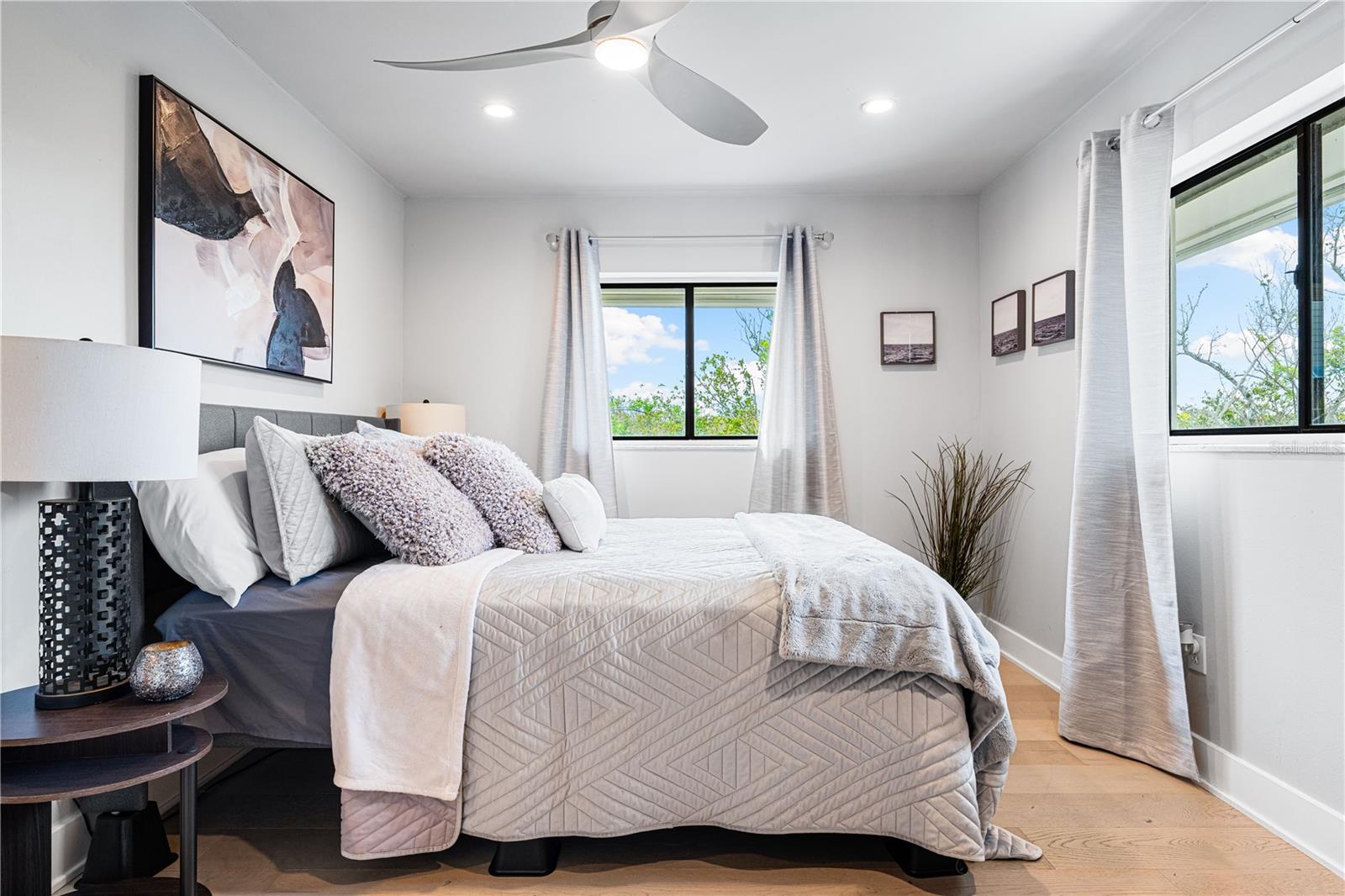 541 EDLEE LN, LONGBOAT KEY, FL, 34228