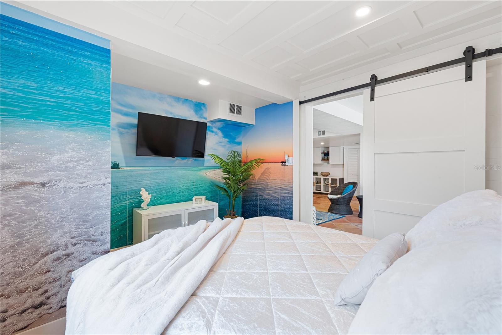 541 EDLEE LN, LONGBOAT KEY, FL, 34228