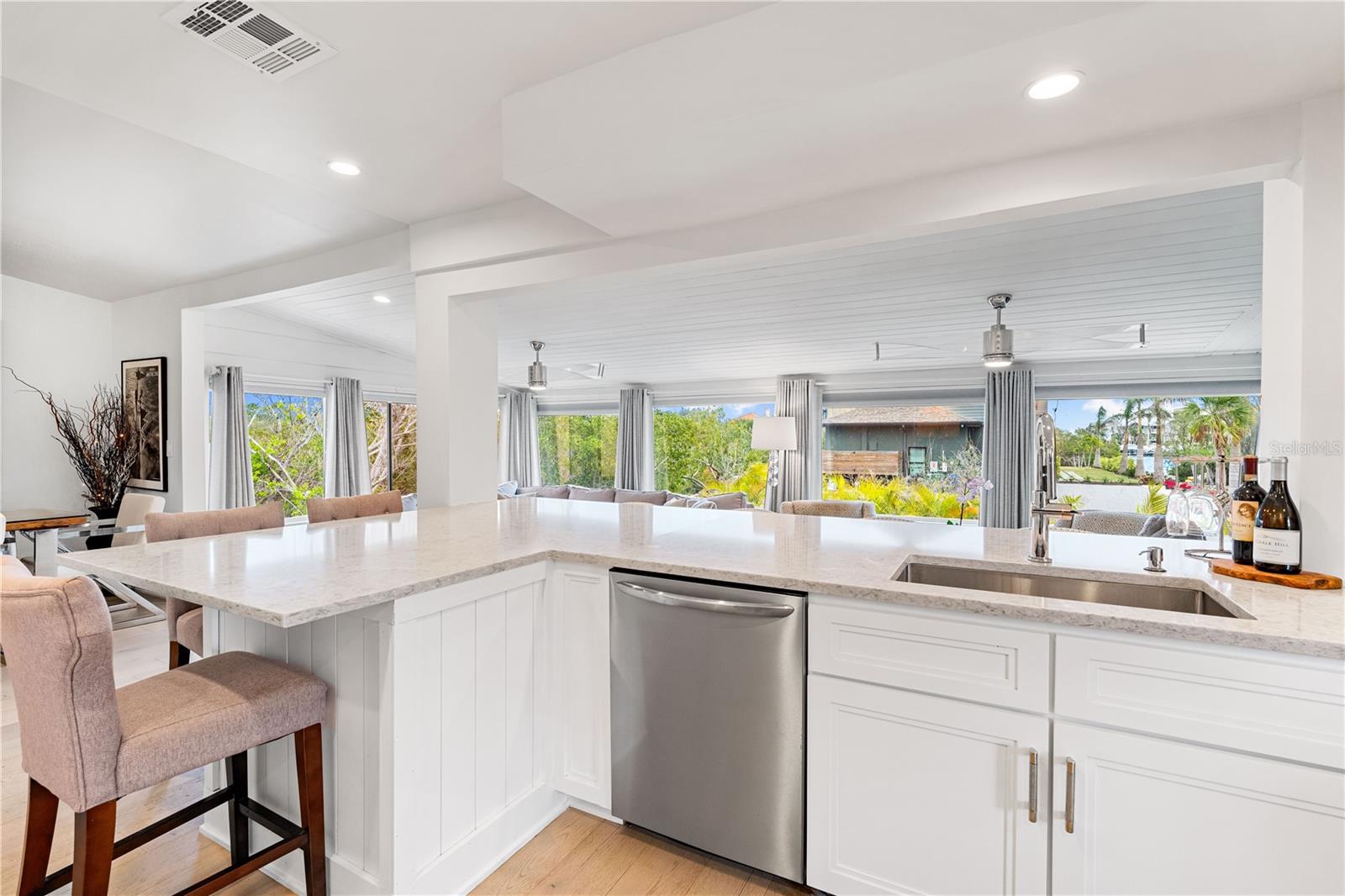 541 EDLEE LN, LONGBOAT KEY, FL, 34228