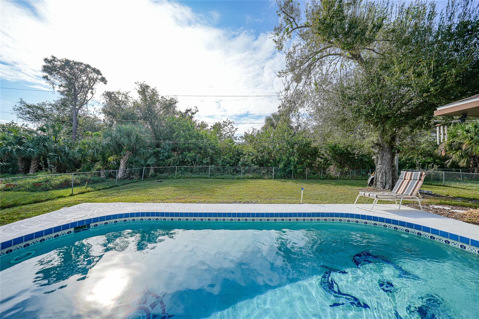 813 THORNTON AVE NW, PORT CHARLOTTE, FL, 33948