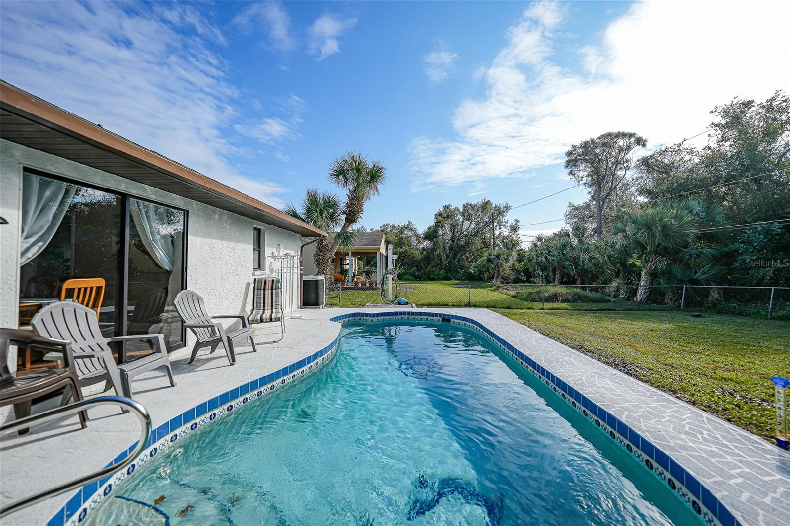 813 THORNTON AVE NW, PORT CHARLOTTE, FL, 33948
