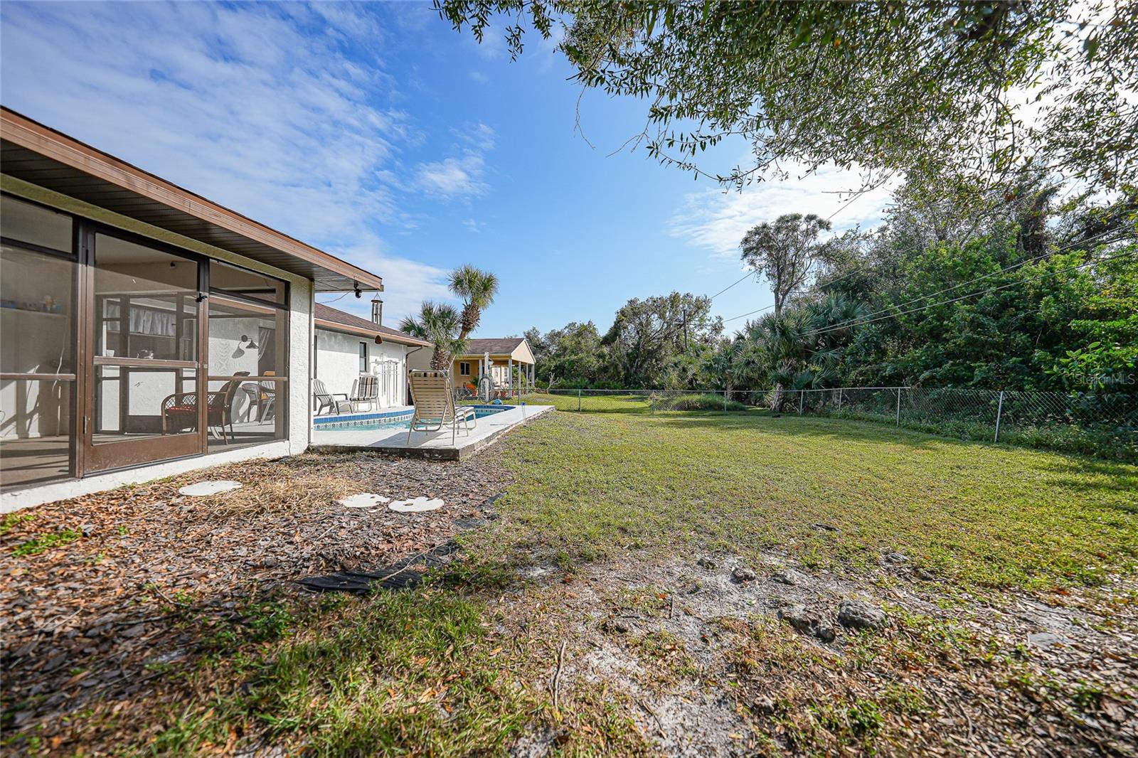 813 THORNTON AVE NW, PORT CHARLOTTE, FL, 33948