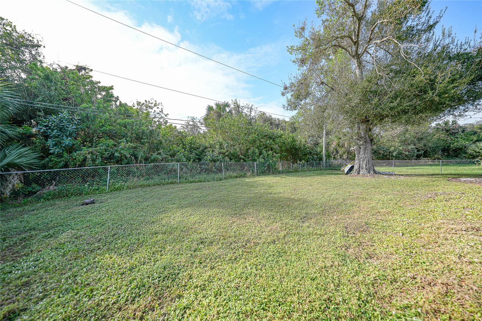 813 THORNTON AVE NW, PORT CHARLOTTE, FL, 33948