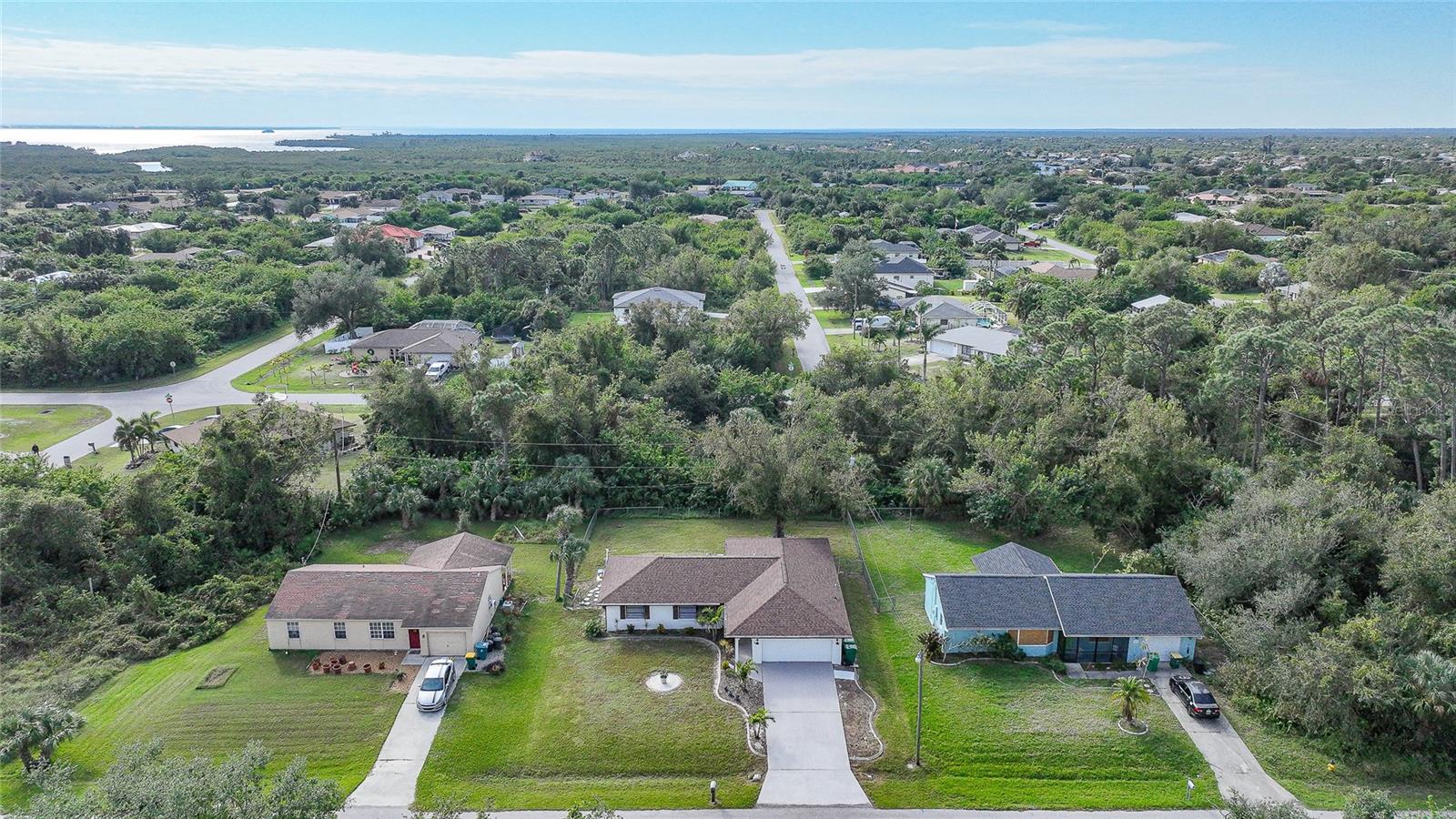 813 THORNTON AVE NW, PORT CHARLOTTE, FL, 33948