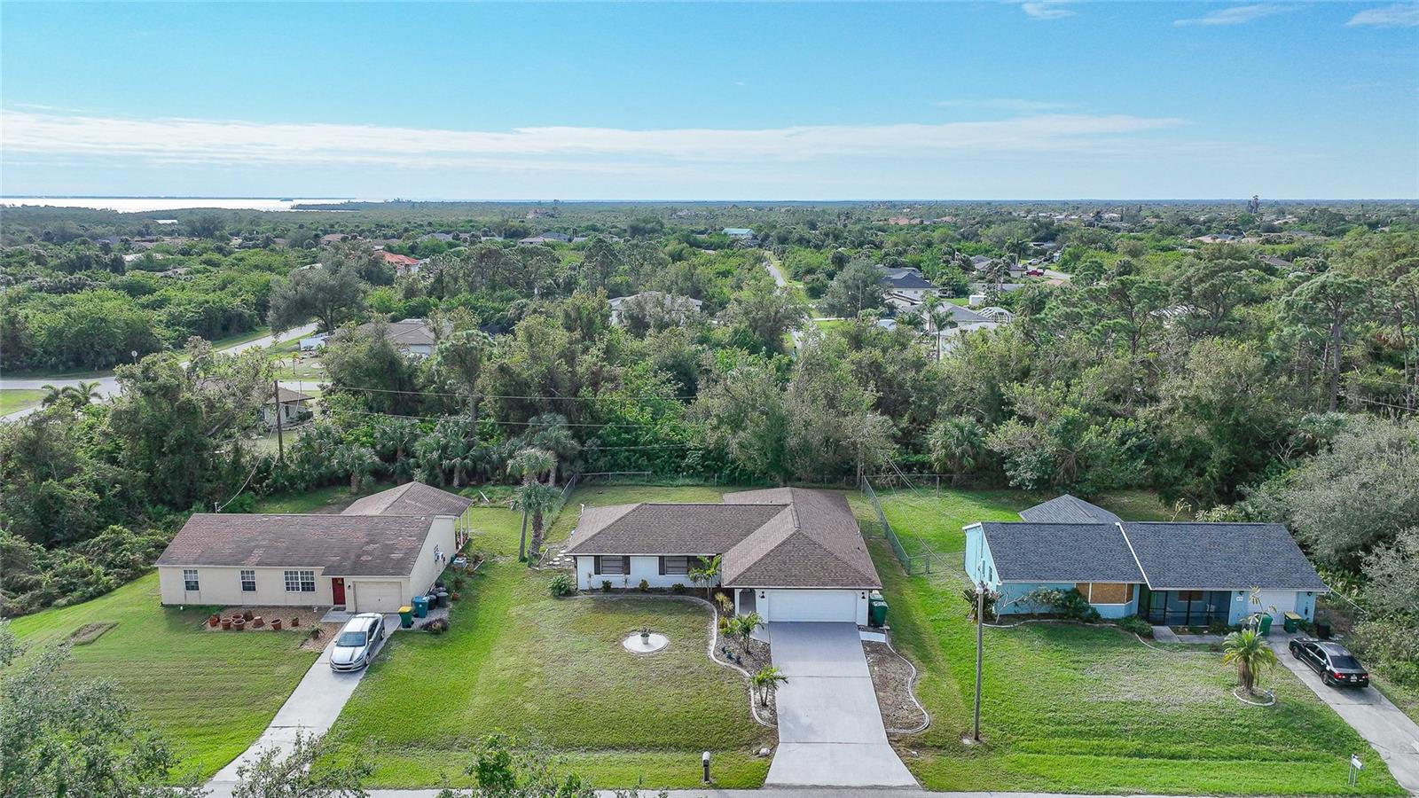 813 THORNTON AVE NW, PORT CHARLOTTE, FL, 33948
