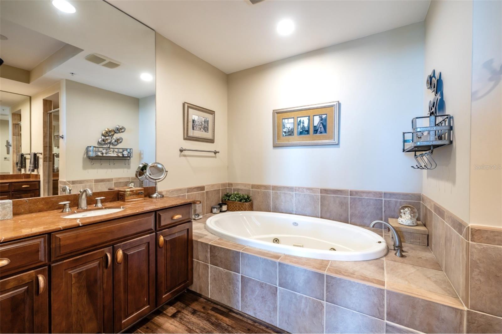 130 RIVIERA DUNES WAY #605, PALMETTO, FL, 34221