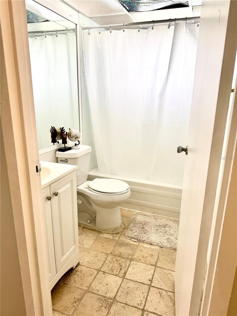 102 CAMBRIDGE TRL #229, SUN CITY CENTER, FL, 33573