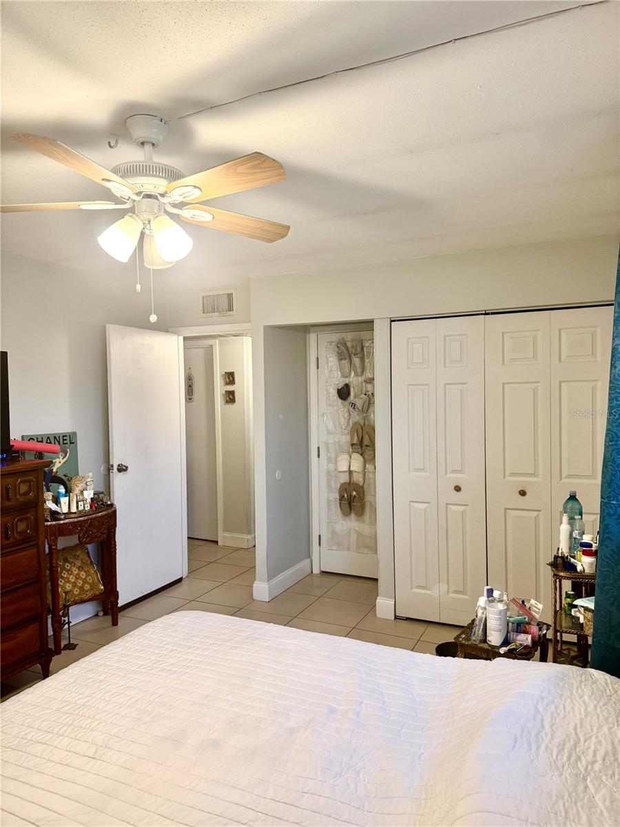 102 CAMBRIDGE TRL #229, SUN CITY CENTER, FL, 33573