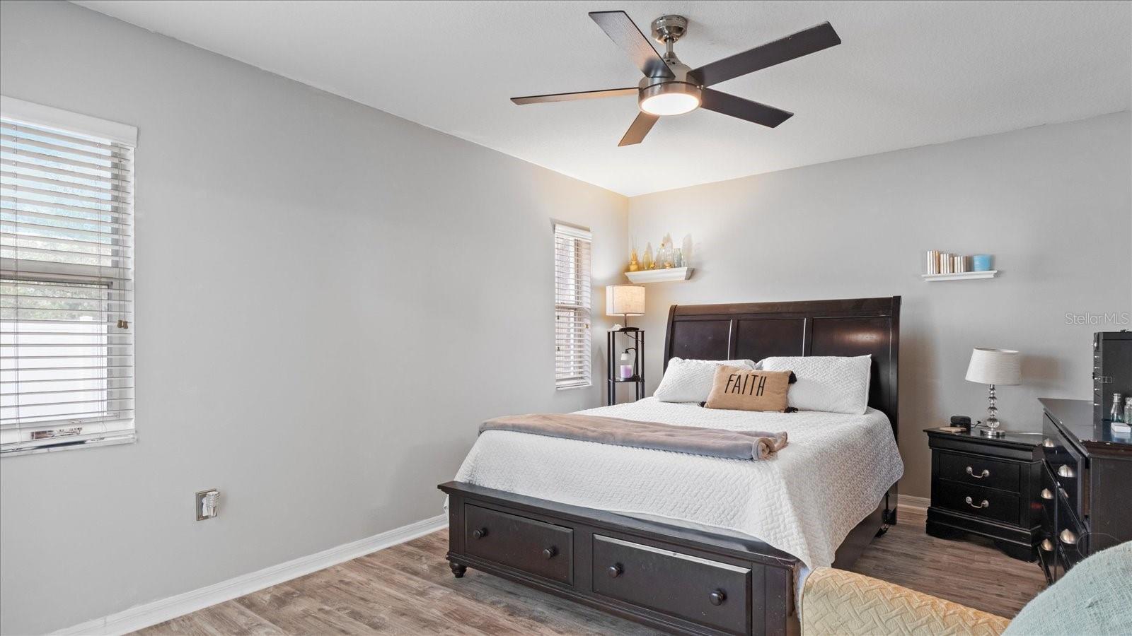 7664 39TH STREET CIR E, SARASOTA, FL, 34243