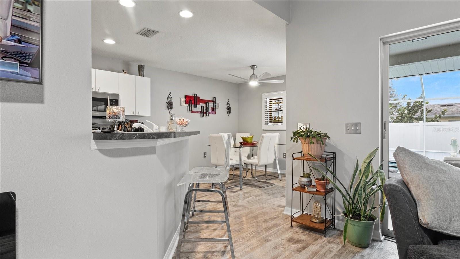 7664 39TH STREET CIR E, SARASOTA, FL, 34243