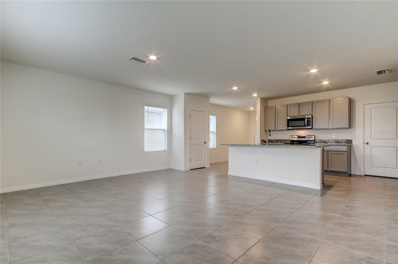 8333 HARDY BAY LOOP, WESLEY CHAPEL, FL, 33545