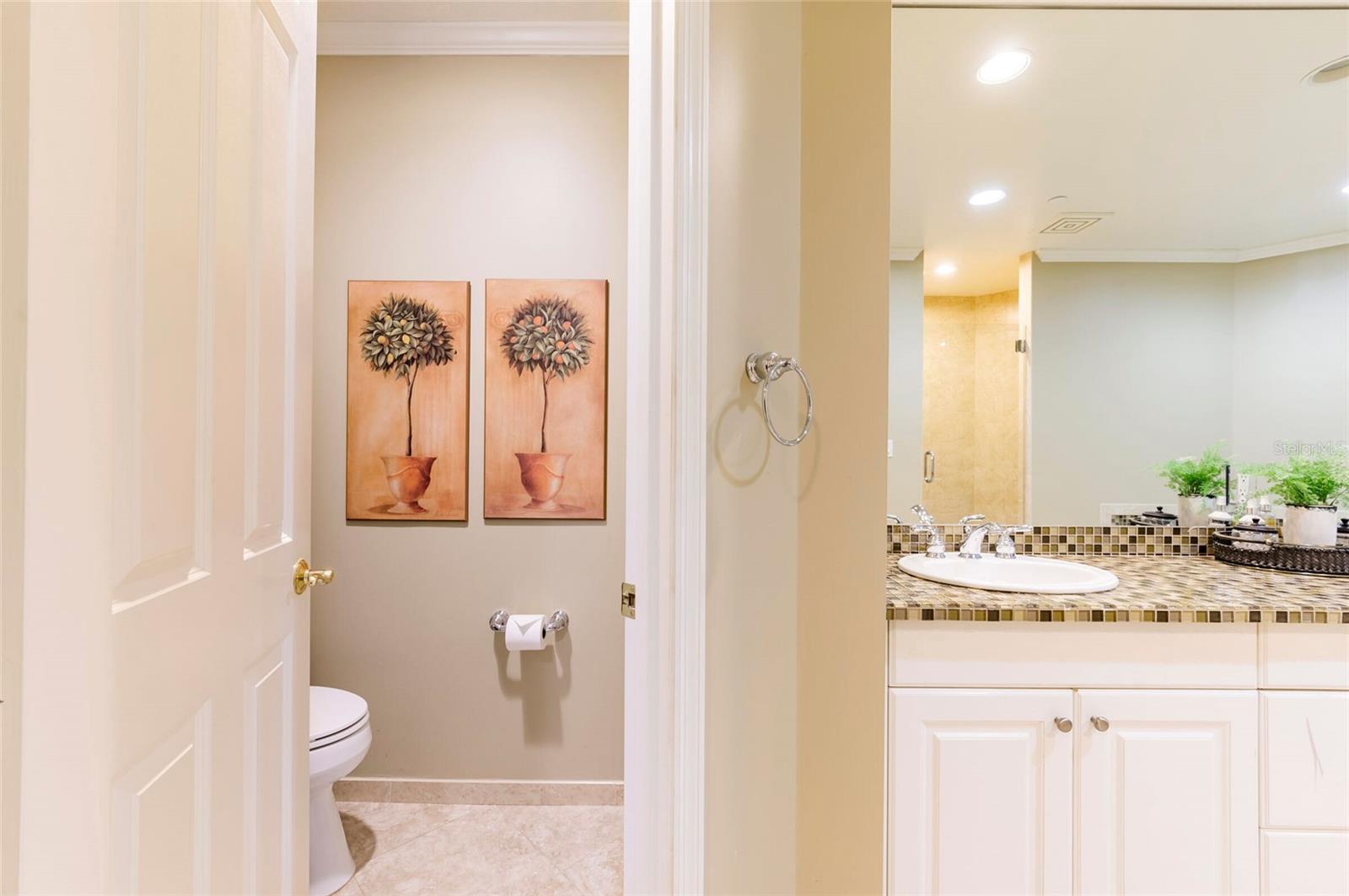 1200 GULF BLVD #102, CLEARWATER BEACH, FL, 33767