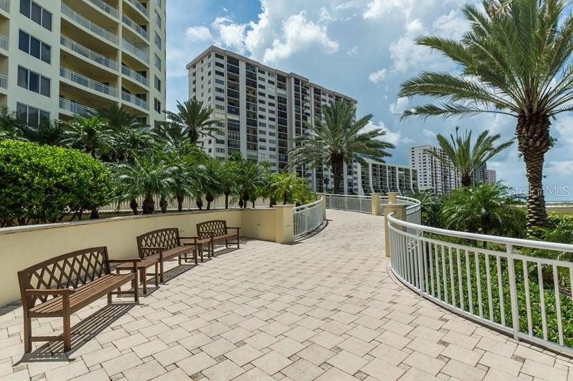 1200 GULF BLVD #102, CLEARWATER BEACH, FL, 33767