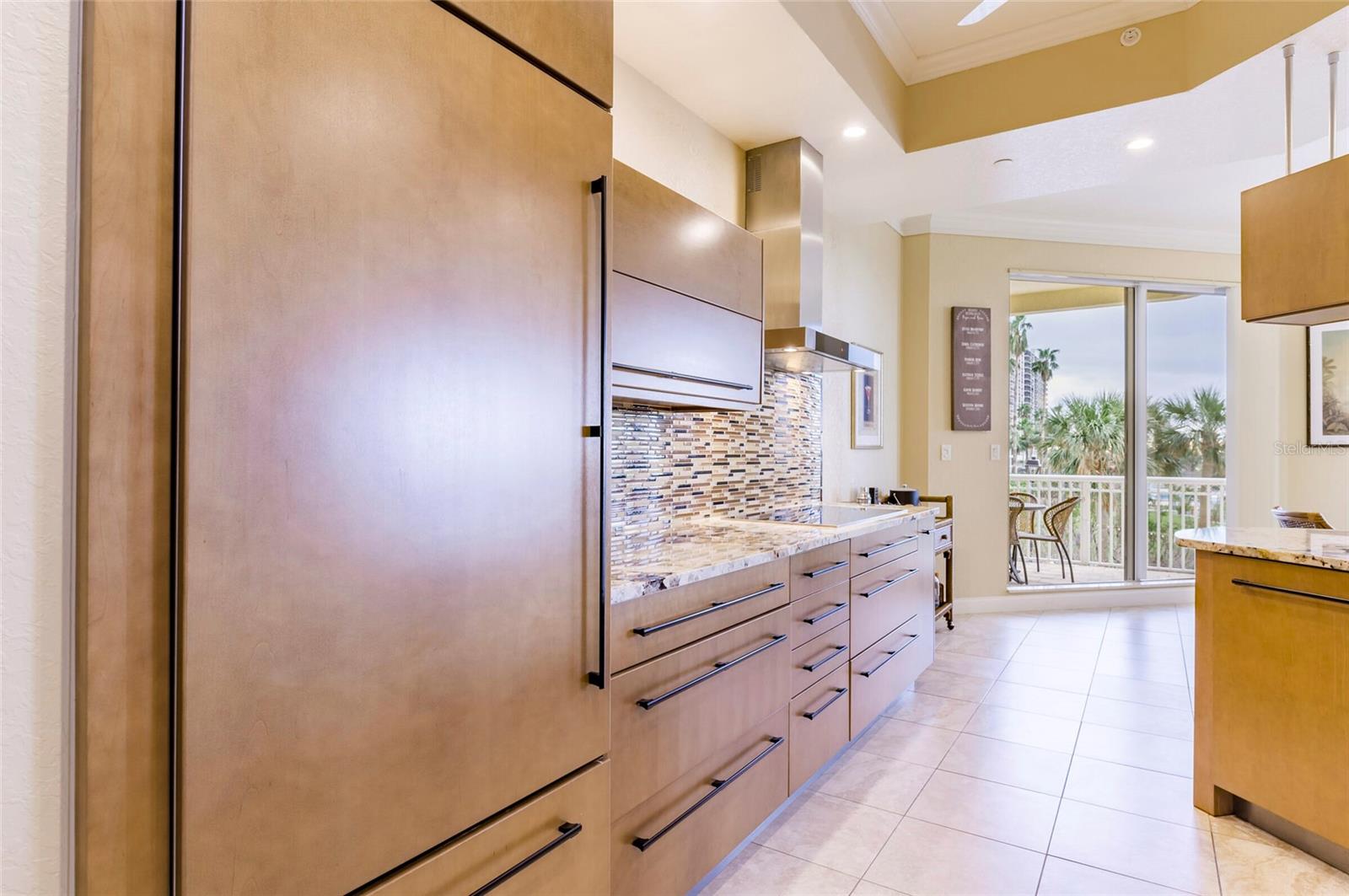 1200 GULF BLVD #102, CLEARWATER BEACH, FL, 33767