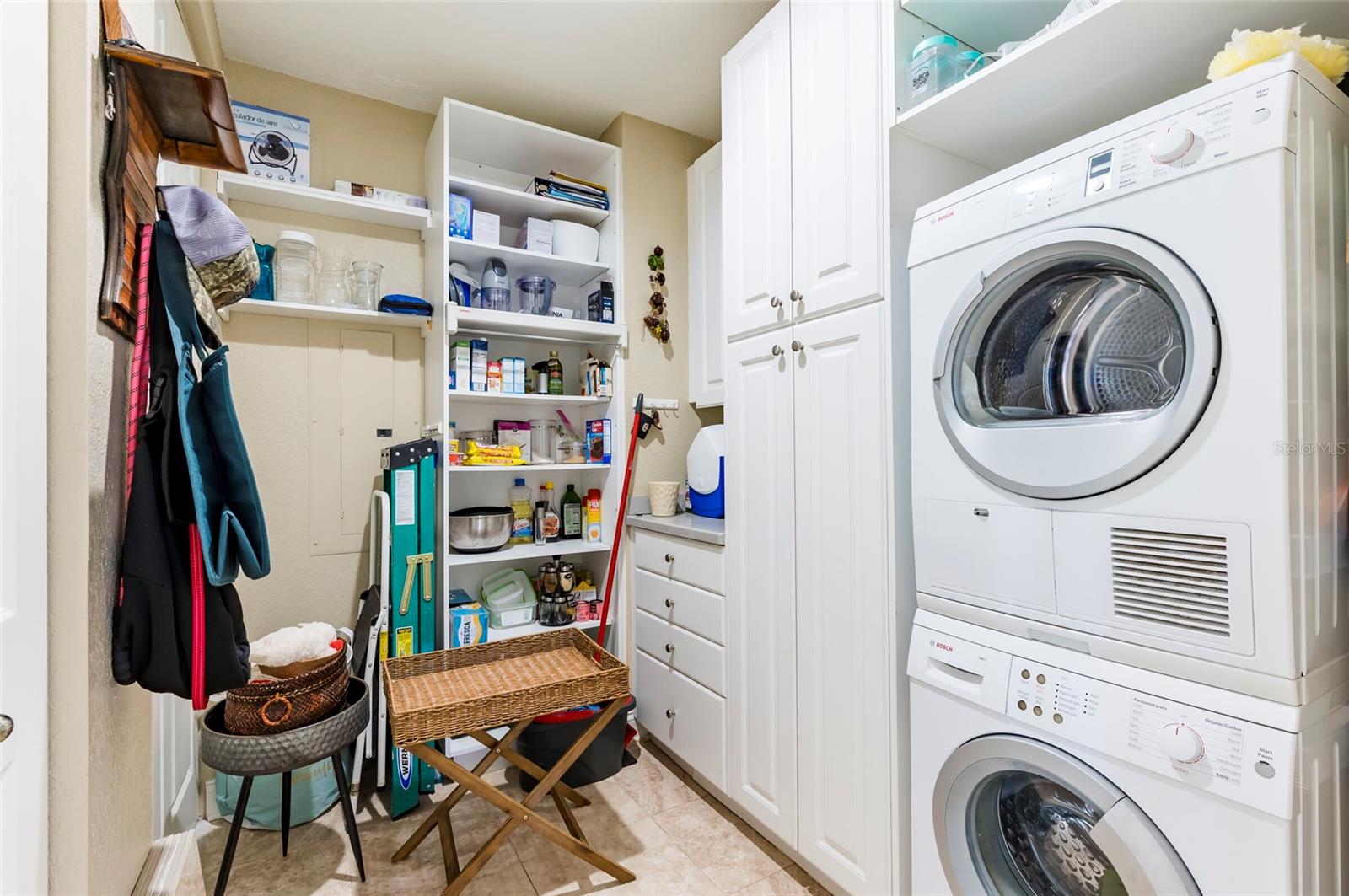 1200 GULF BLVD #102, CLEARWATER BEACH, FL, 33767