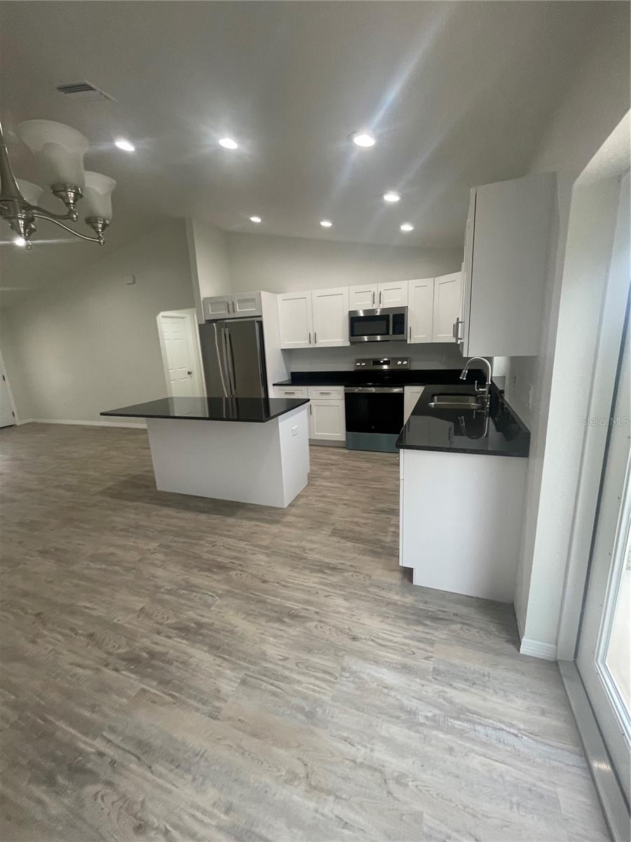304 KITE AVE, SEBRING, FL, 33870