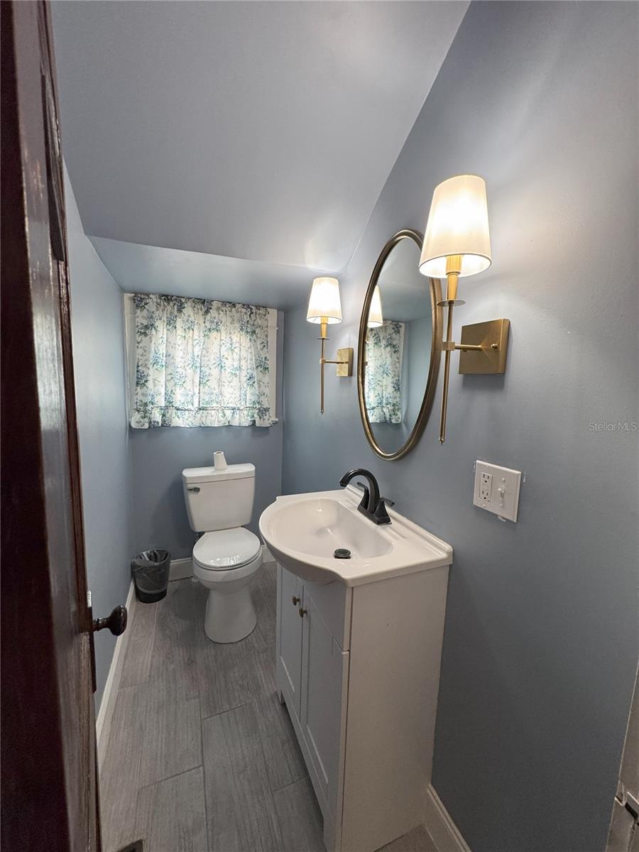 2101 SANFORD AVE, SANFORD, FL, 32771