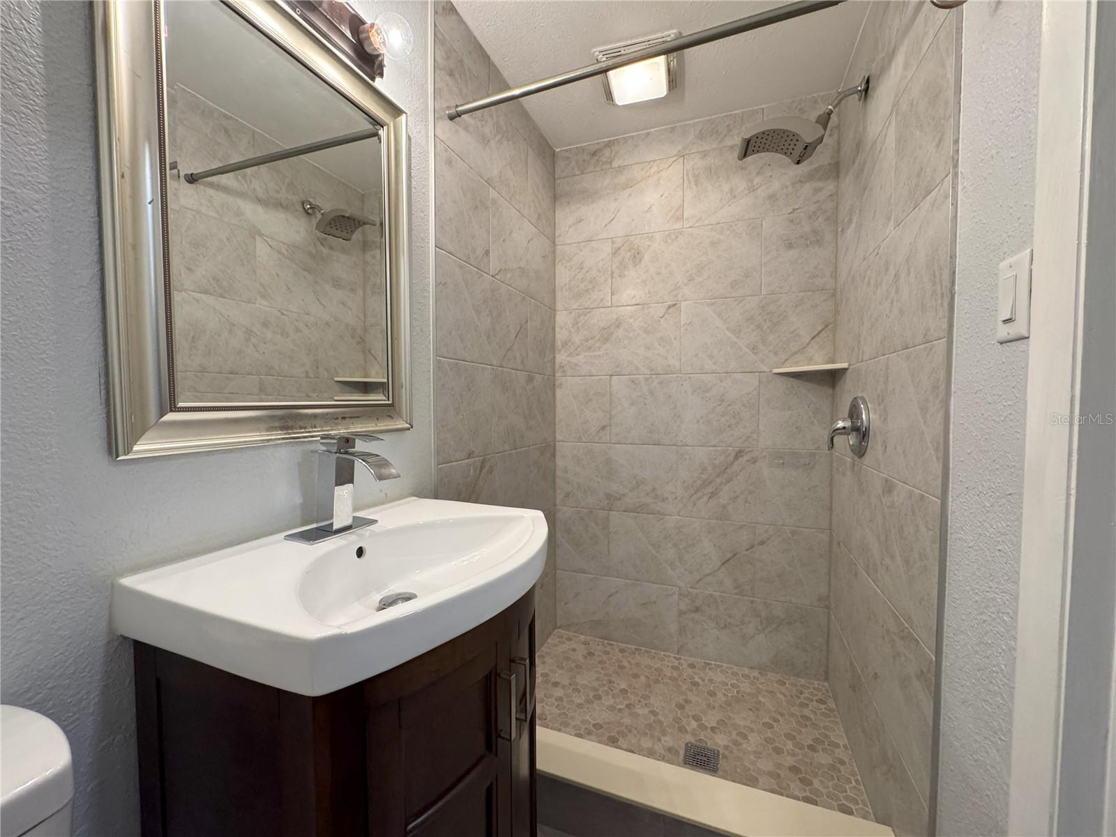 2101 SANFORD AVE, SANFORD, FL, 32771