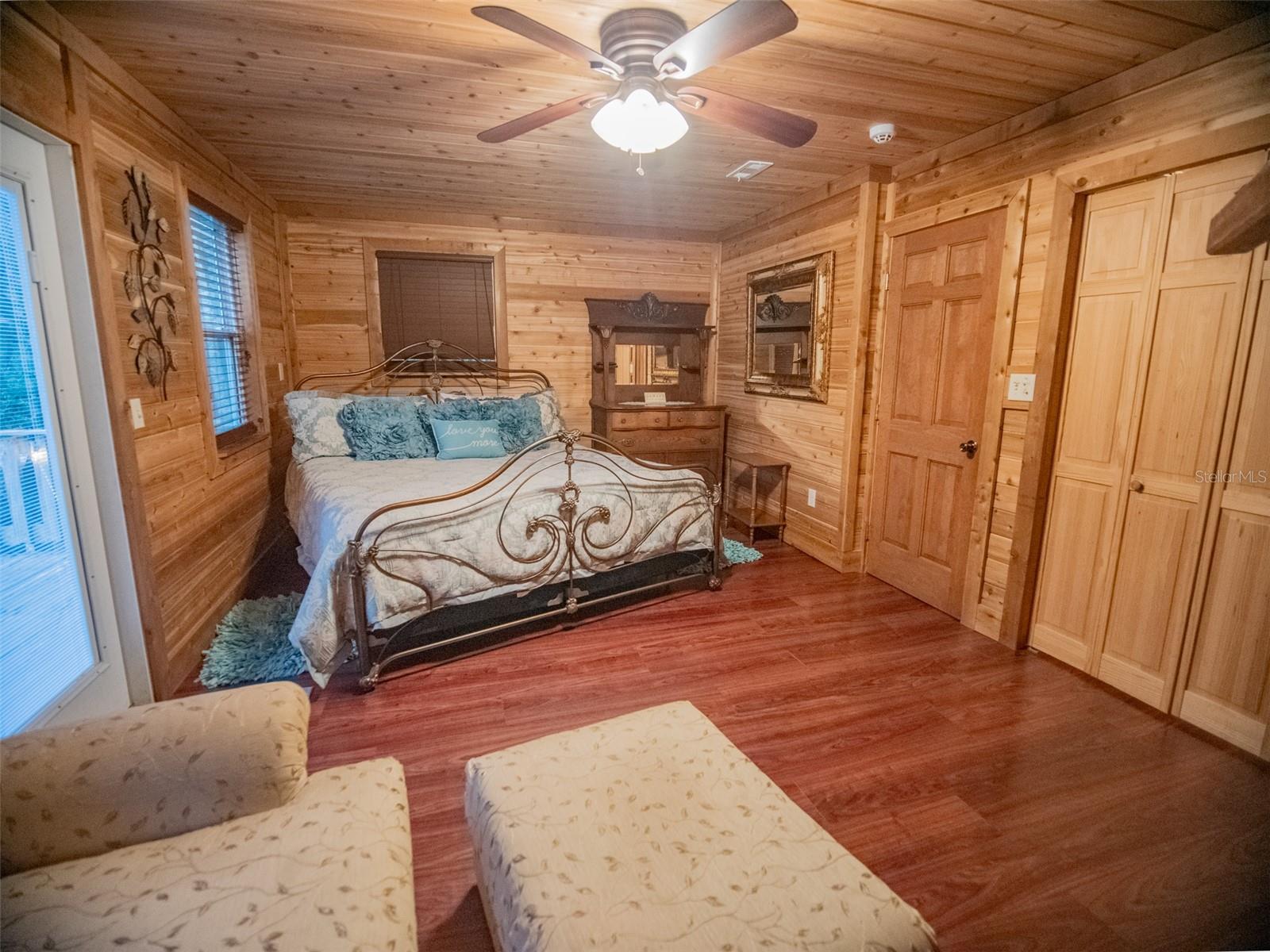 960 SW IOWA, FORT WHITE, FL, 32038
