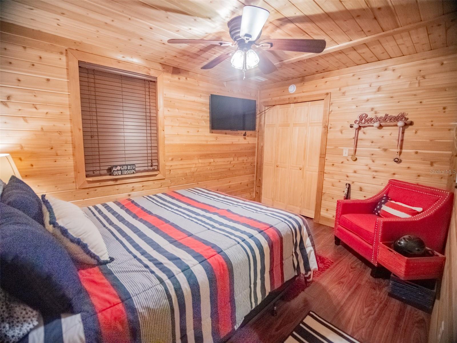 960 SW IOWA, FORT WHITE, FL, 32038