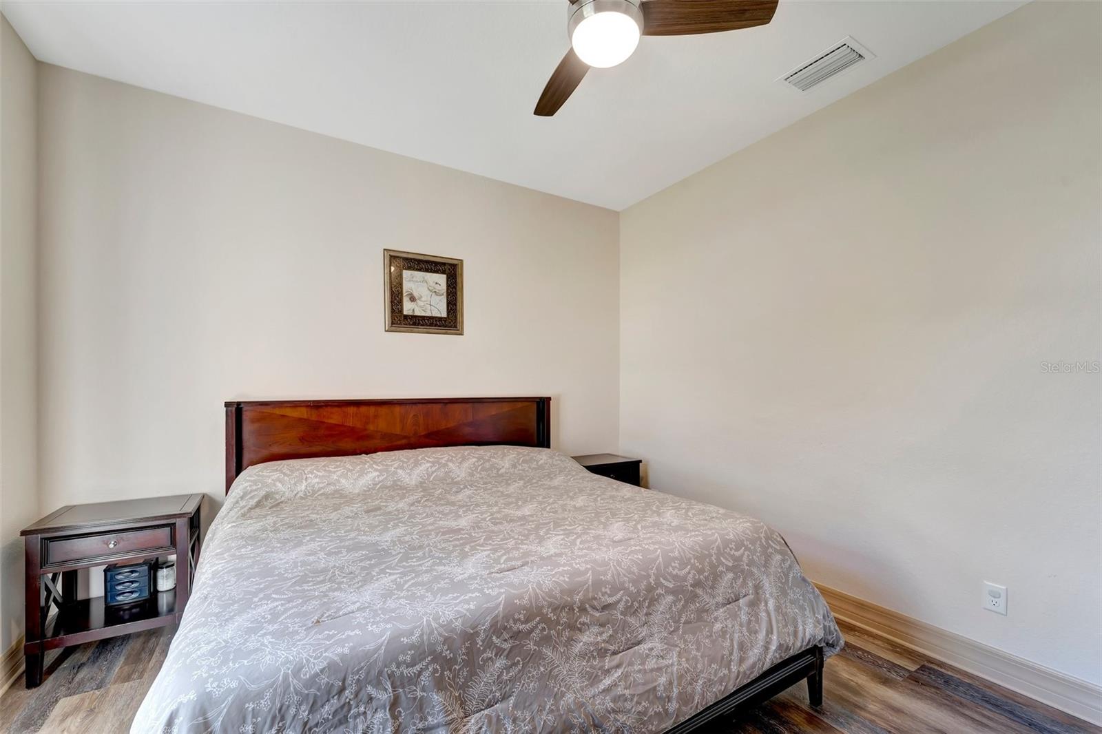 1041 HARBOUR PARK CT, PUNTA GORDA, FL, 33983