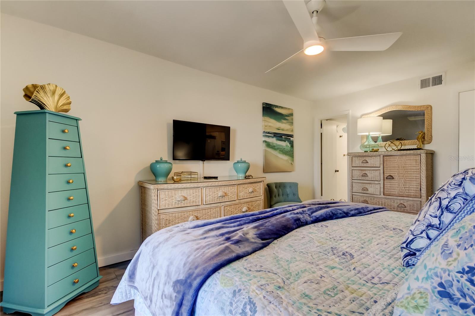 1270 GULF BLVD #304, CLEARWATER, FL, 33767