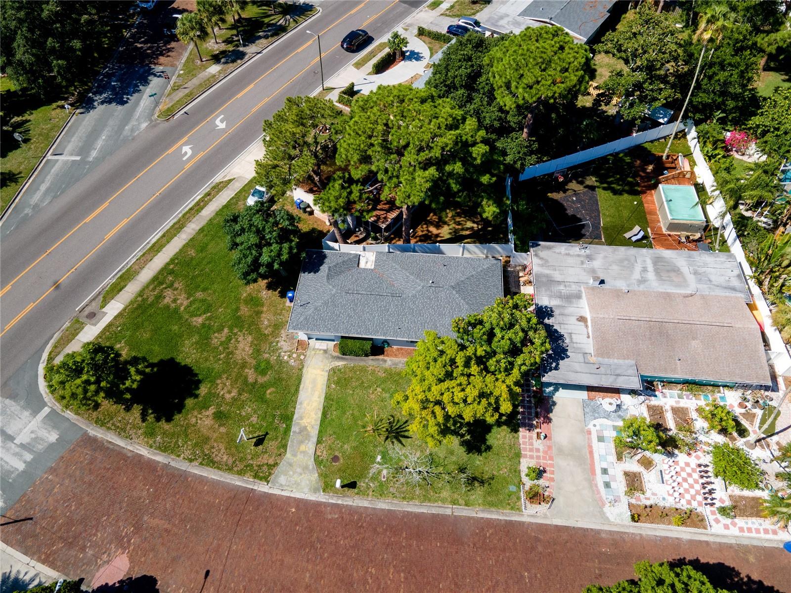 219 BUENA VISTA DR N, DUNEDIN, FL, 34698