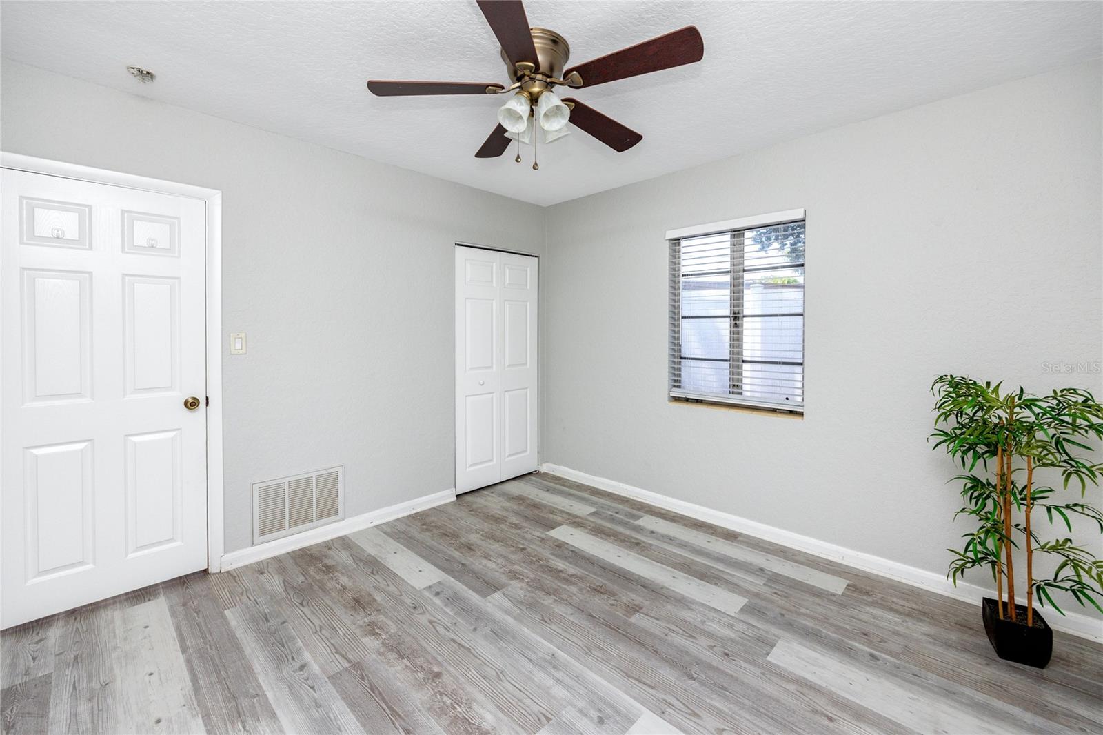 219 BUENA VISTA DR N, DUNEDIN, FL, 34698
