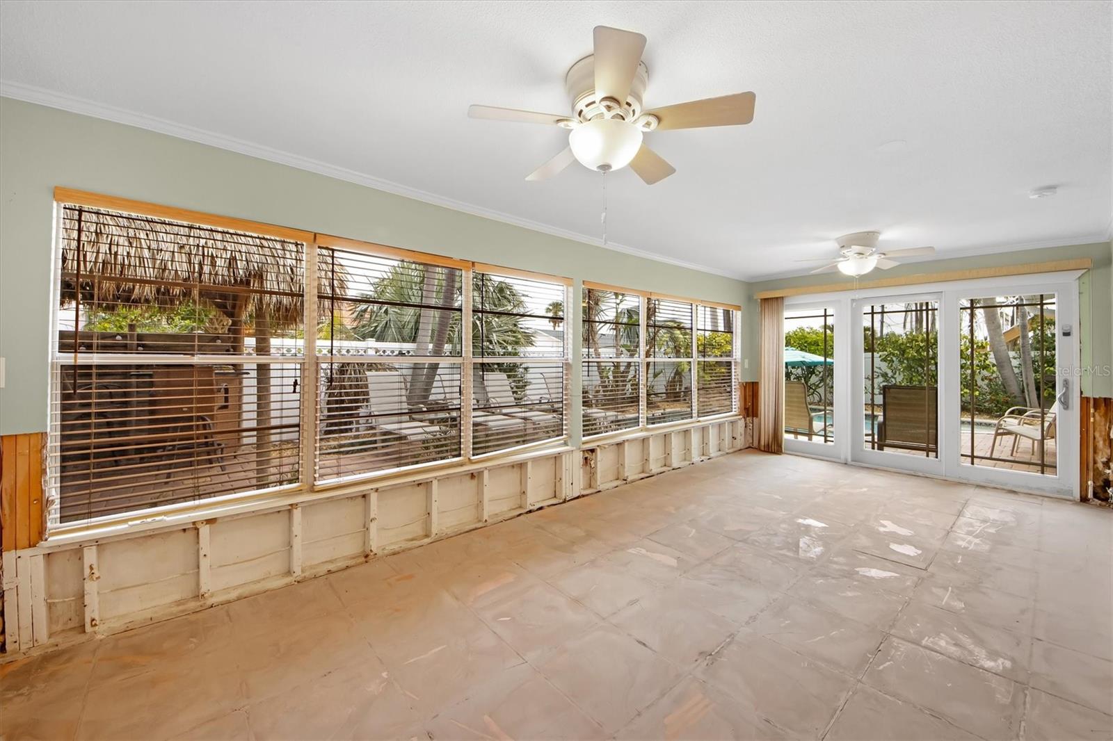 306 55TH ST, HOLMES BEACH, FL, 34217