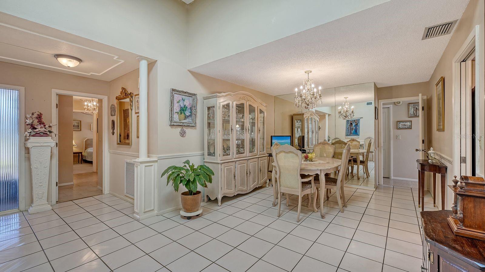 6556 WATERFORD CIR, SARASOTA, FL, 34238